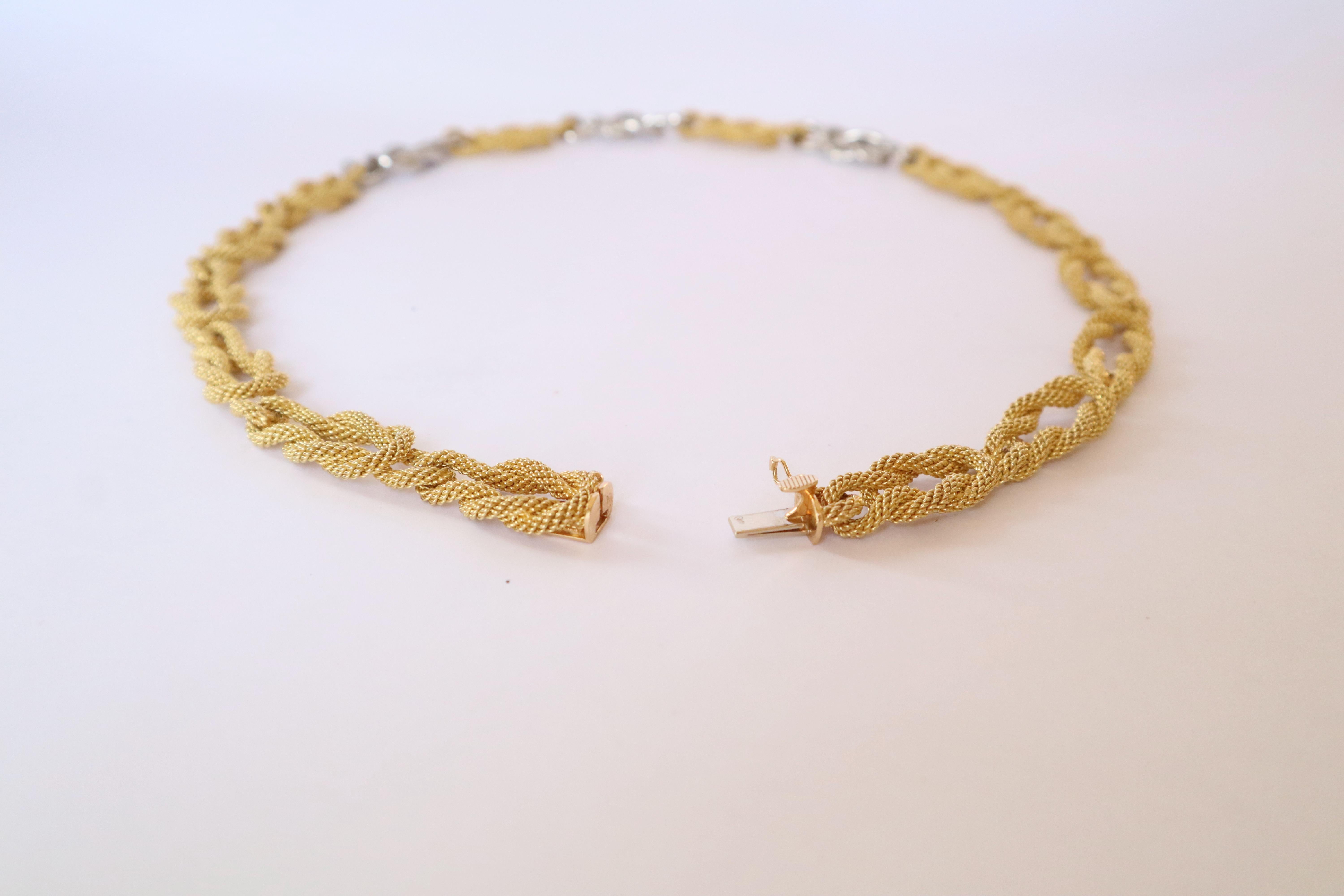 Necklace in 18 Carat Yellow Gold White Gold and Diamonds In Good Condition In Paris, FR