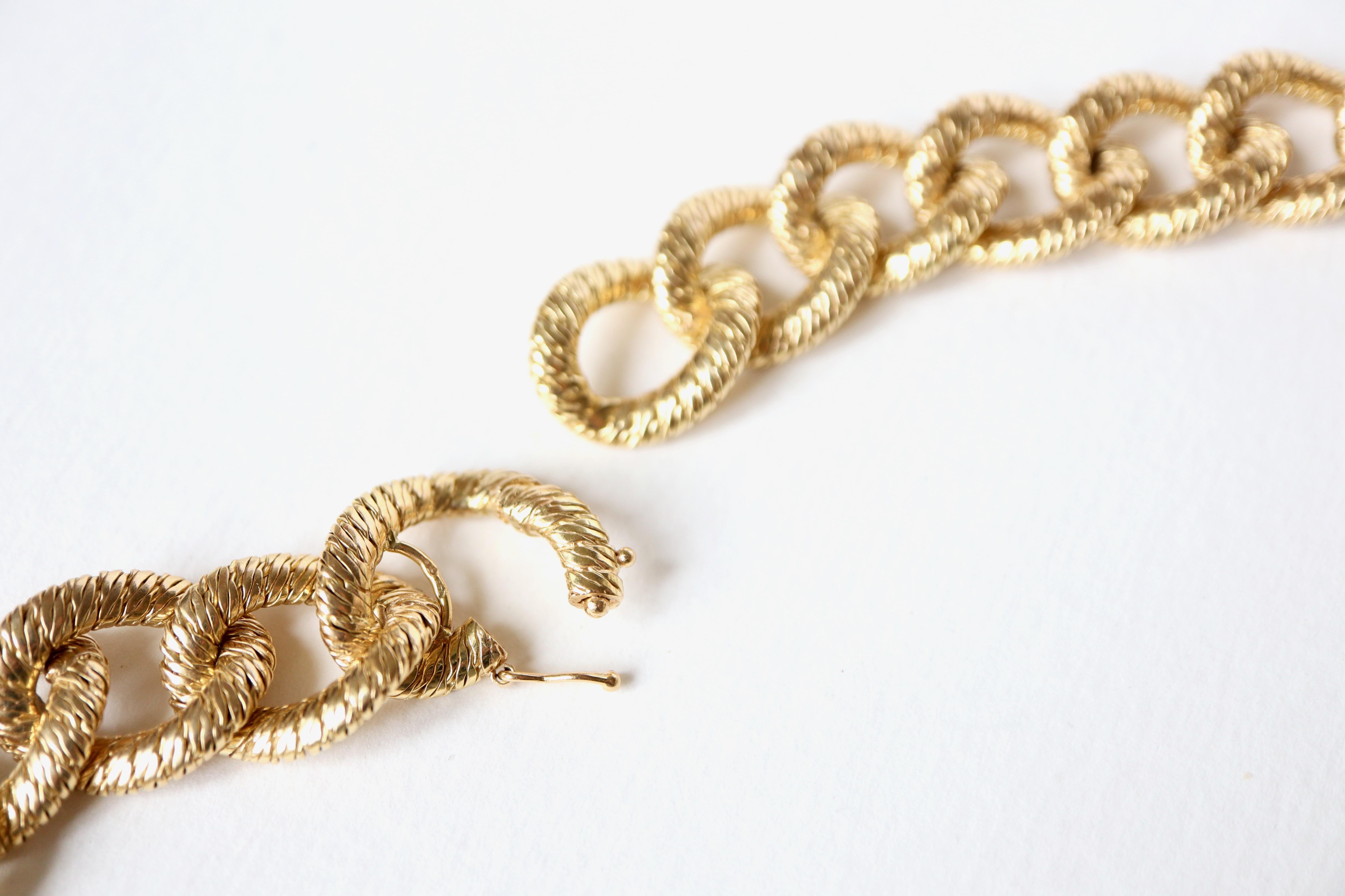 Collier en or jaune 18 carats avec diamants Pour femmes en vente