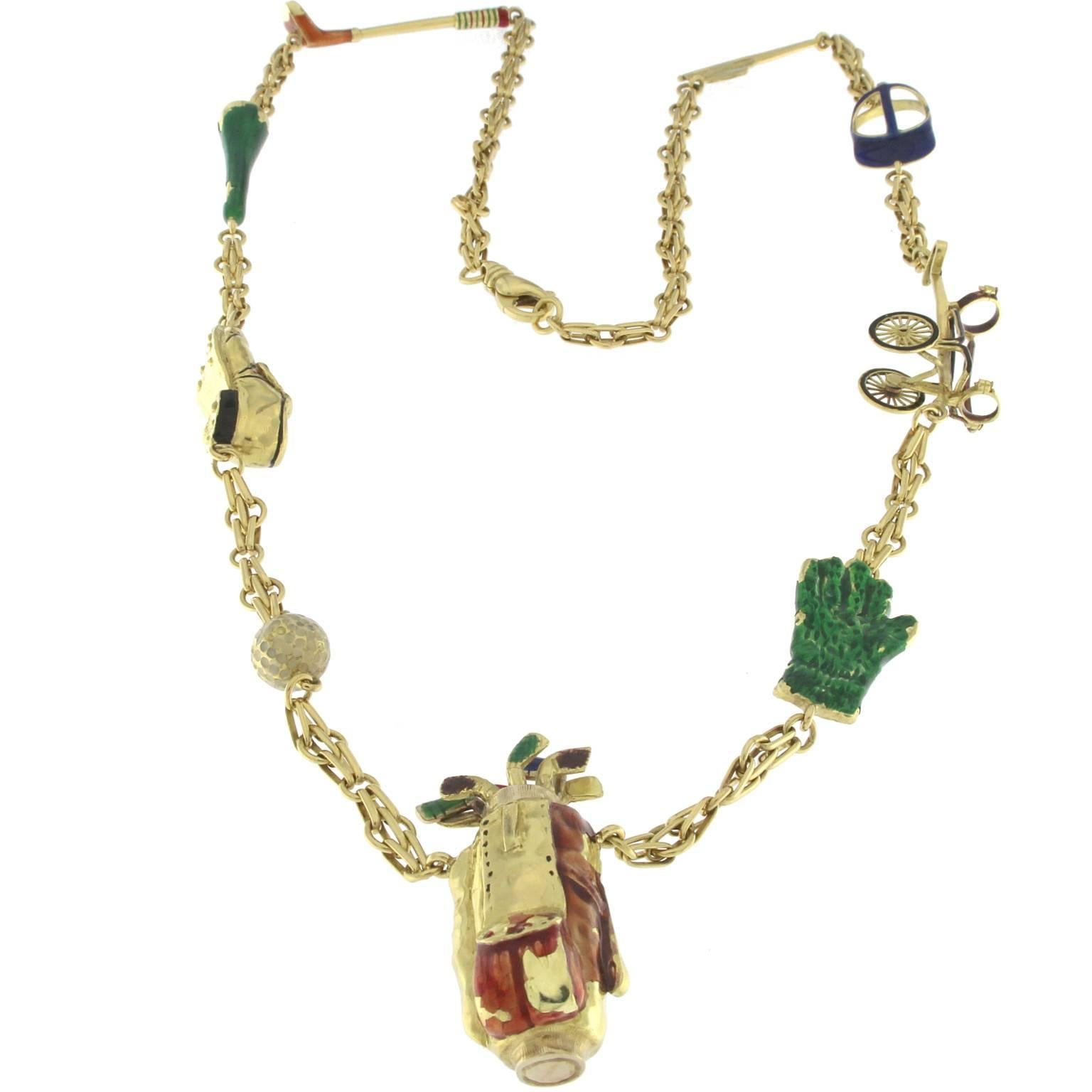 Halskette aus 18 Karat Gelbgold mit emailliertem Golfanhänger