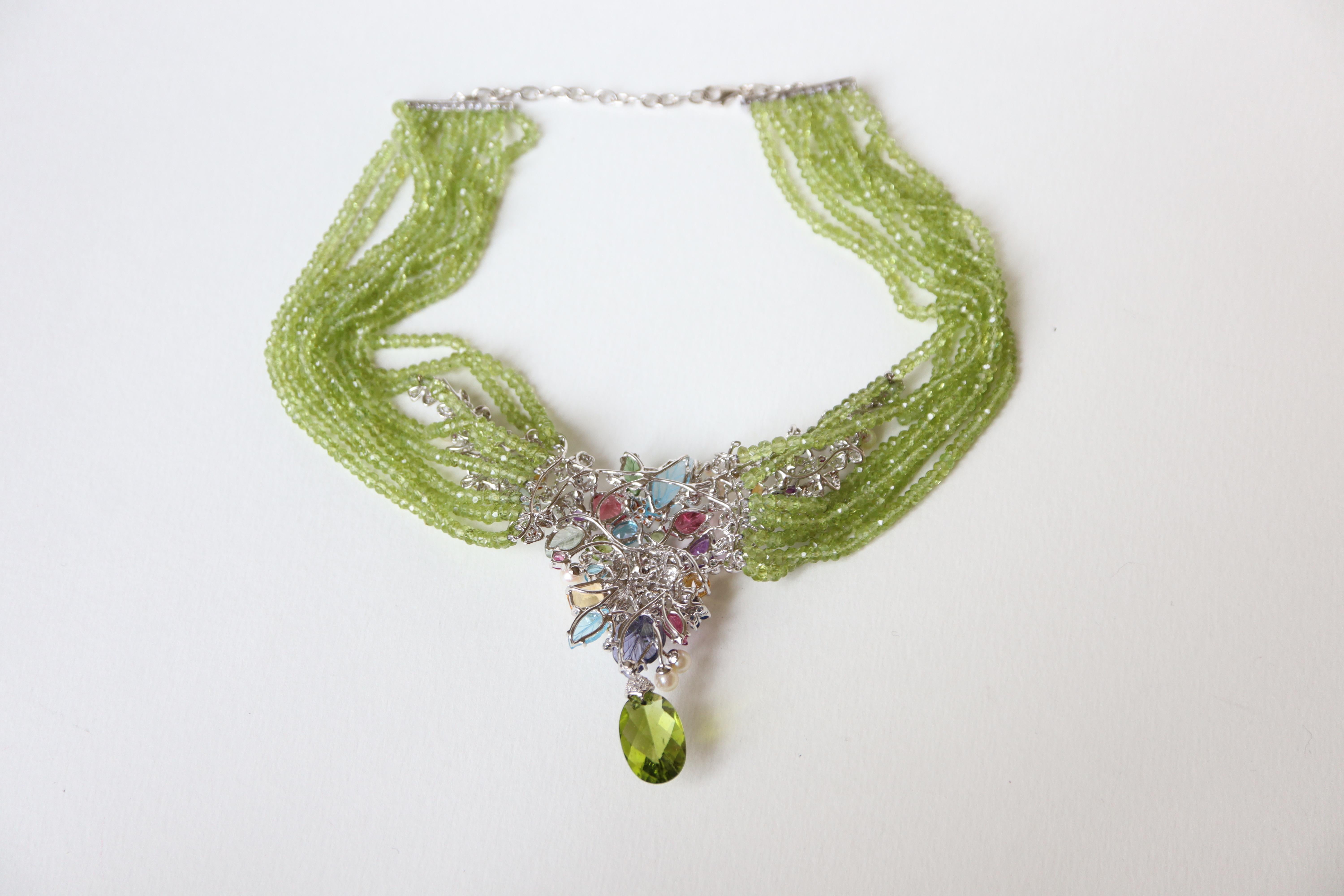 Collana in oro bianco 18 carati con zaffiri multicolore, pietre fini e diamanti in vendita 6