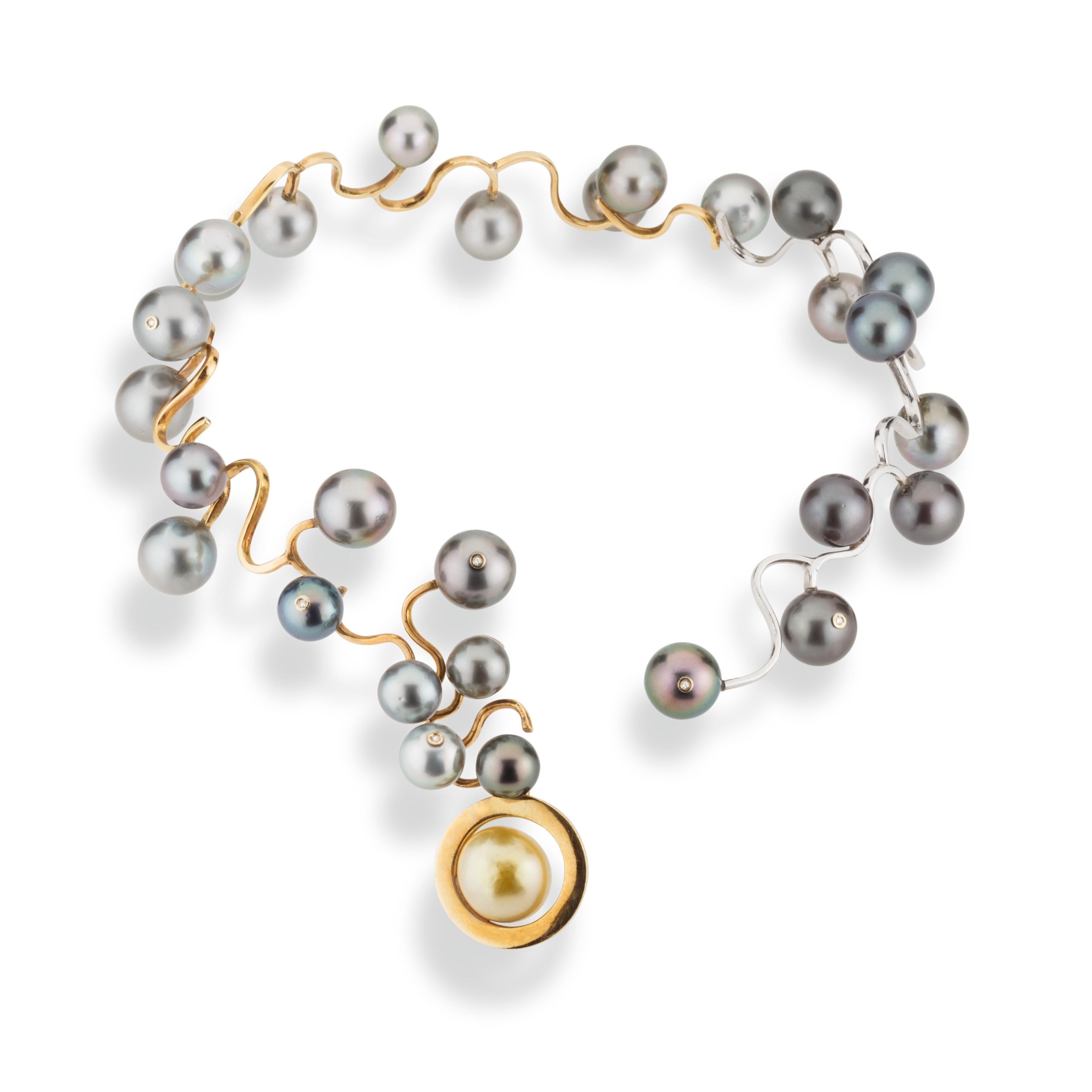 Women's or Men's Tahitian Pearls and Diamonds 18 Karat Yellow and White Gold Statement Necklace For Sale