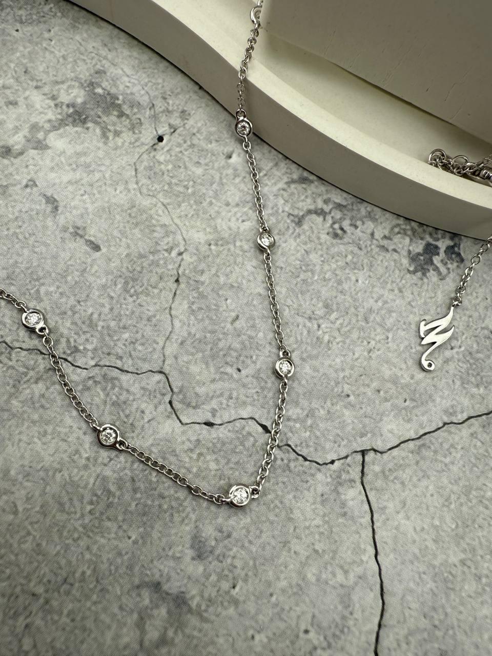 Diese exquisite Halskette aus der 