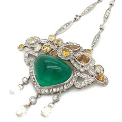Collier - Modern Platinum 12.00 Ct Sugarloaf Emerald & Multi-Color Diamonds