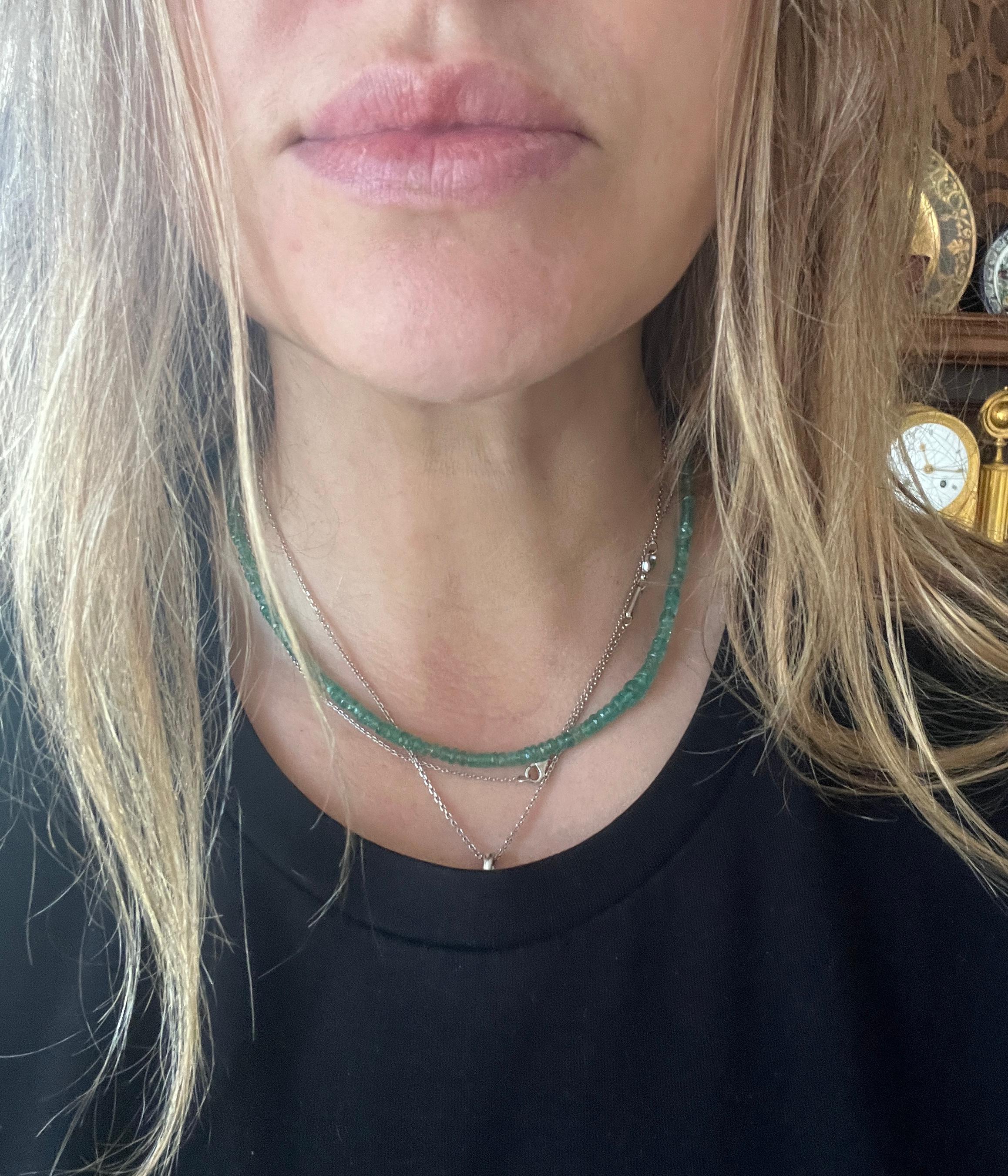 Collana di smeraldi naturali della Colombia in oro giallo 18 Kt in vendita 5