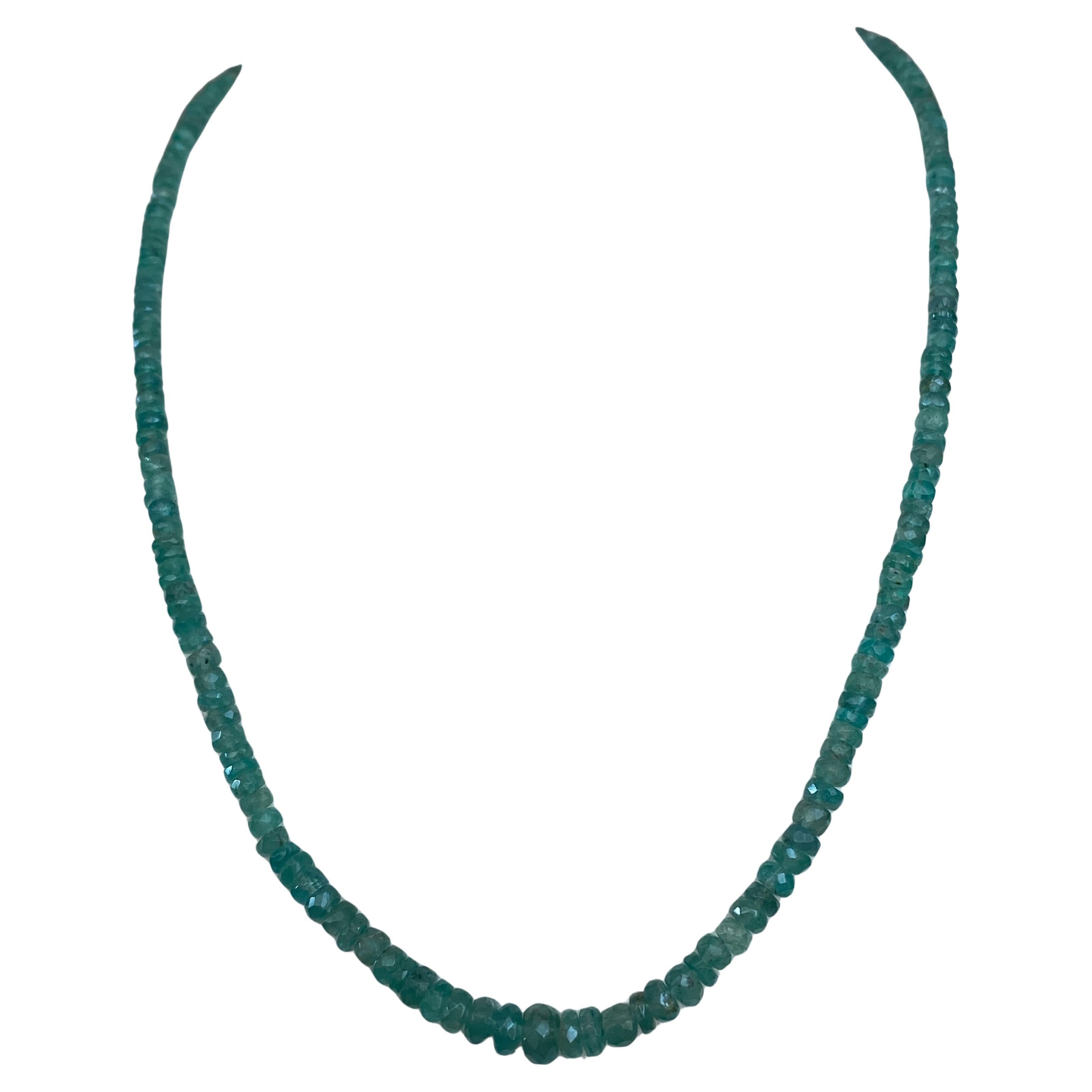 Necklace Natural Colombia emeralds in yellow 18 Kt yellow gold