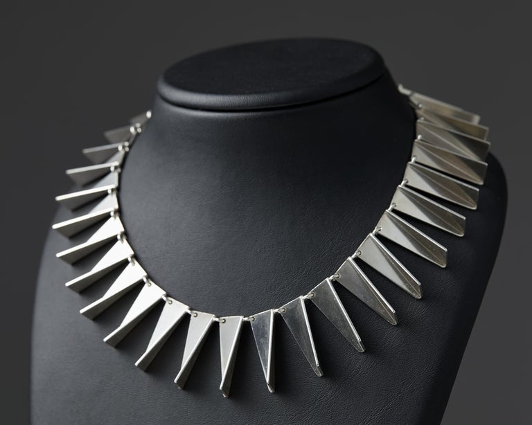 Necklace Number 132 Designed by Arno Malinowski for Georg Jensen, Denmark, 1960s In Good Condition For Sale In Stockholm, SE