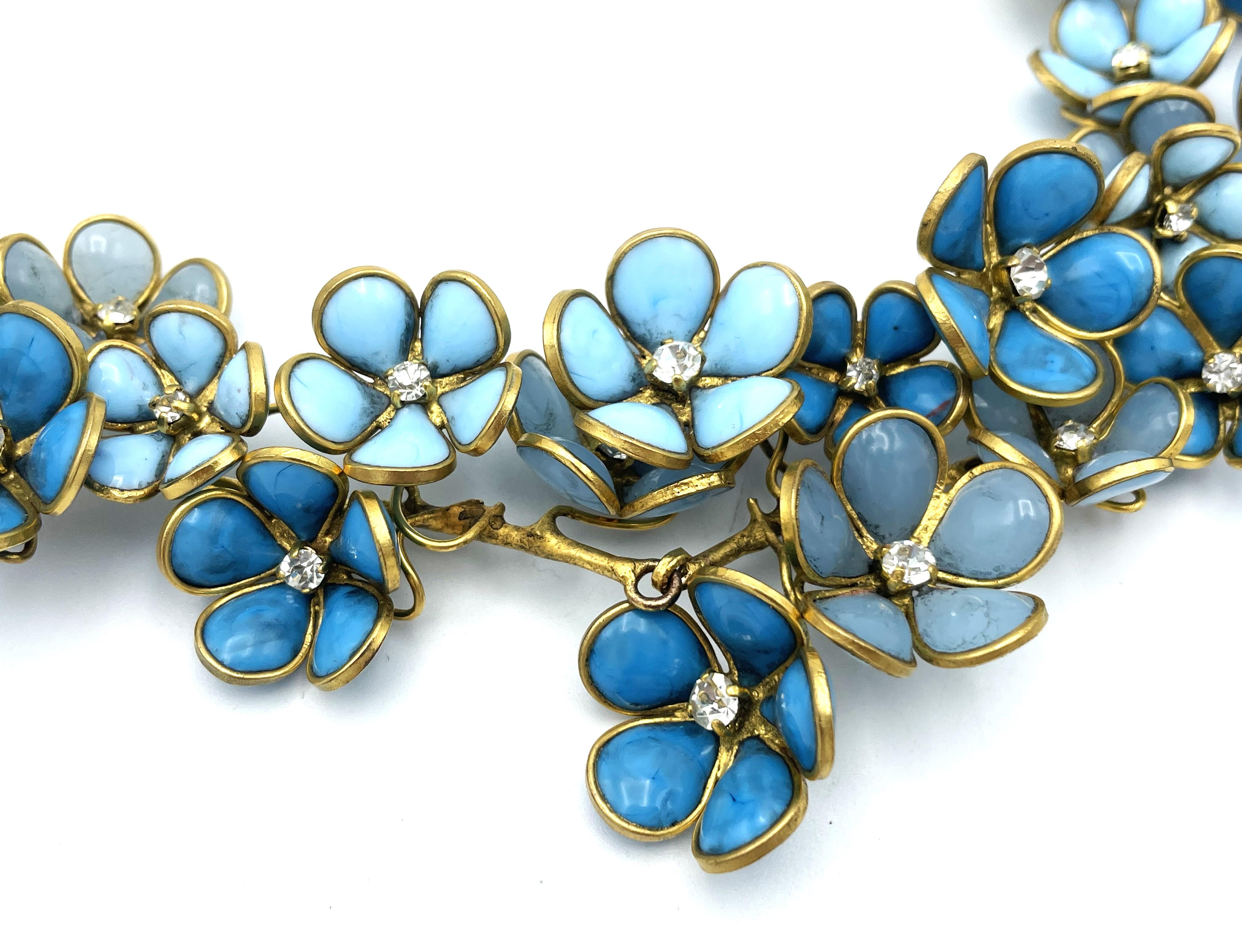 Women's Necklace of many blue glass flowers from Gripoix in the style of Chanel For Sale