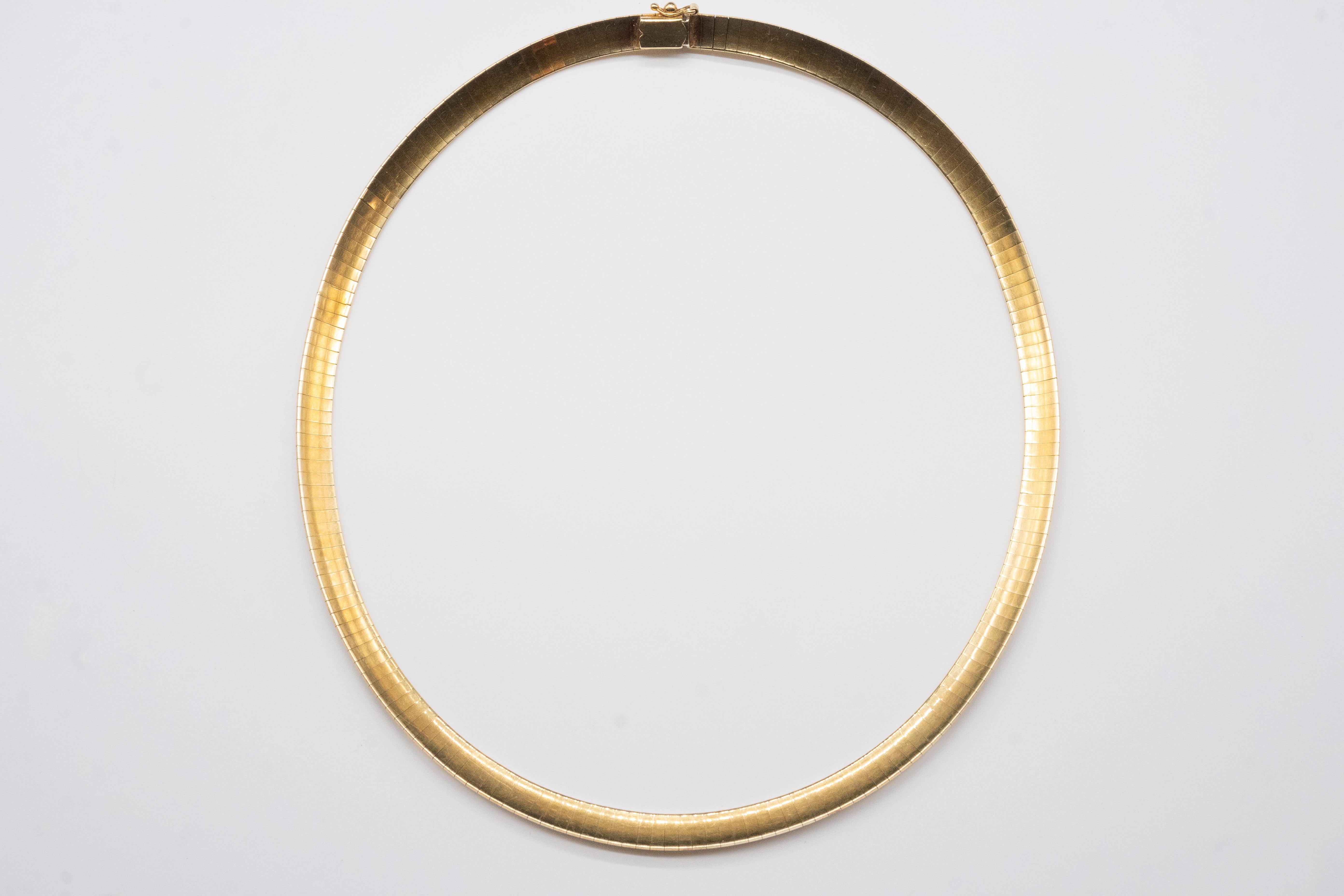 Necklace Omega Mesh 18 Carat Gold For Sale 3