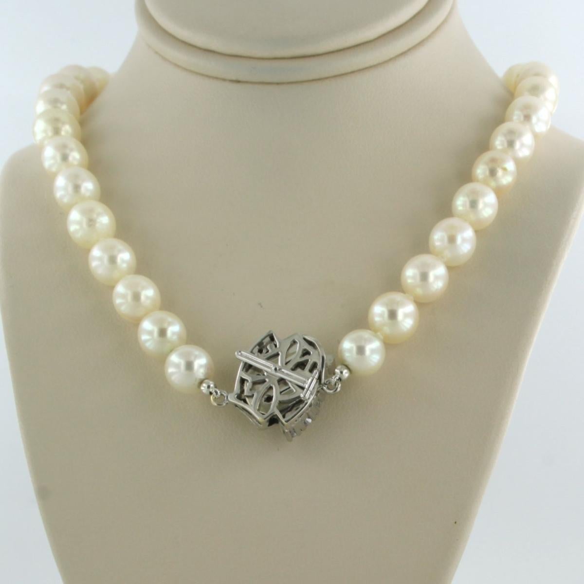 Necklace pearl beads with white gold lock set with sapphire and diamonds 14k For Sale 1