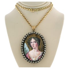 Vintage Necklace Pendant Portrait 14kt gold with silver