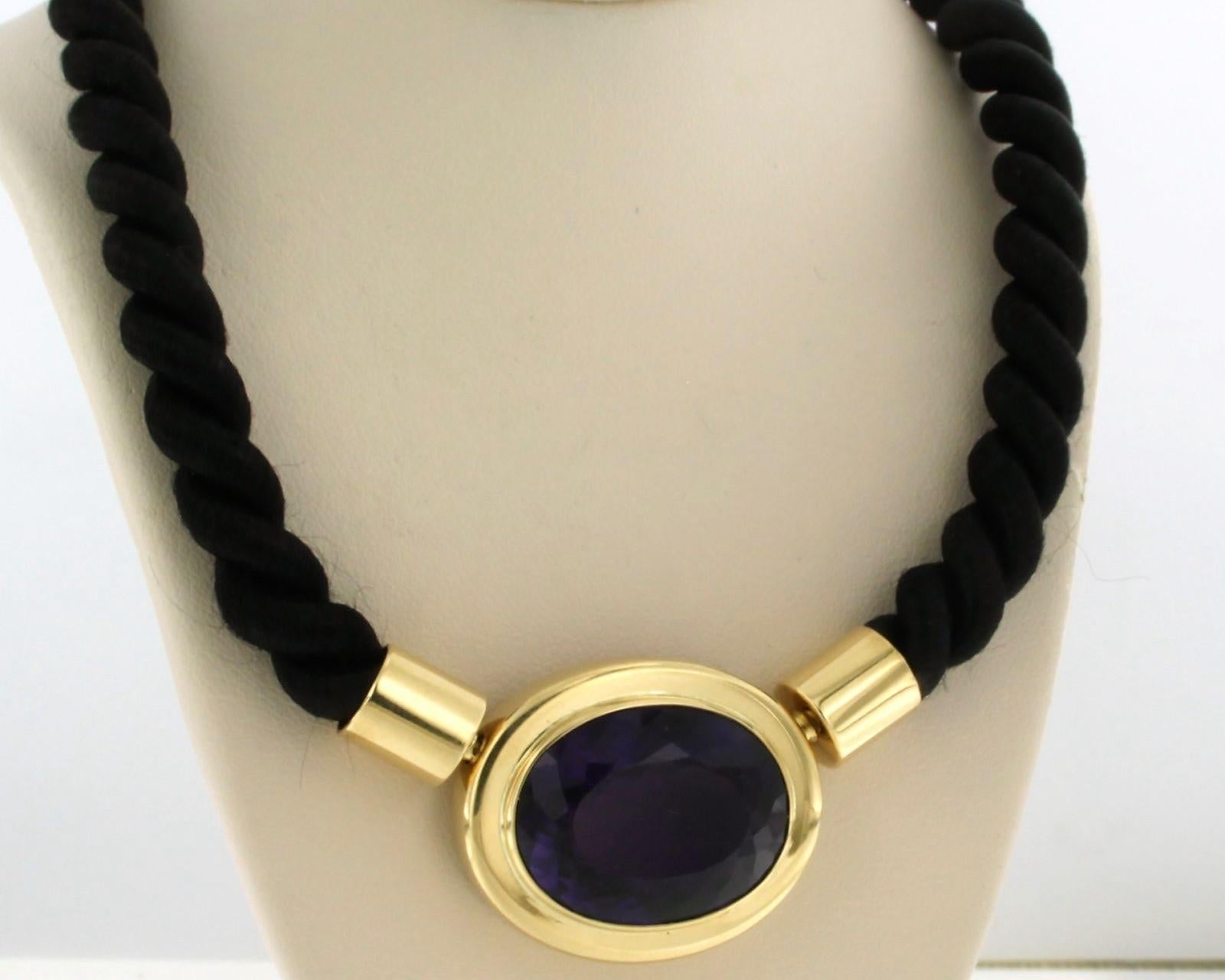 Modern Necklace rope on a gold lock set with amethyst 18k yellow gold For Sale