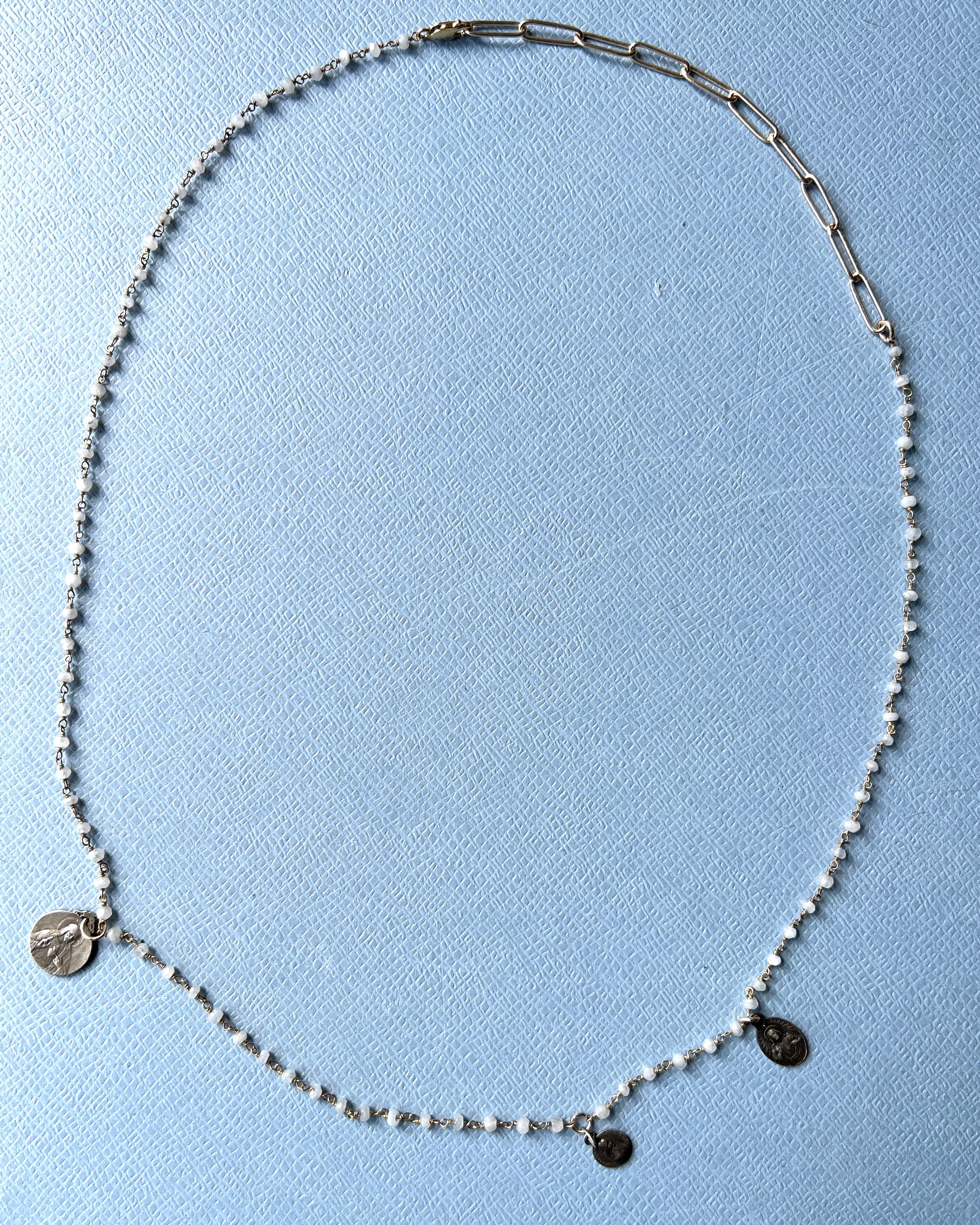 Necklace Rosario French Virgin Mary Medals en vente 7