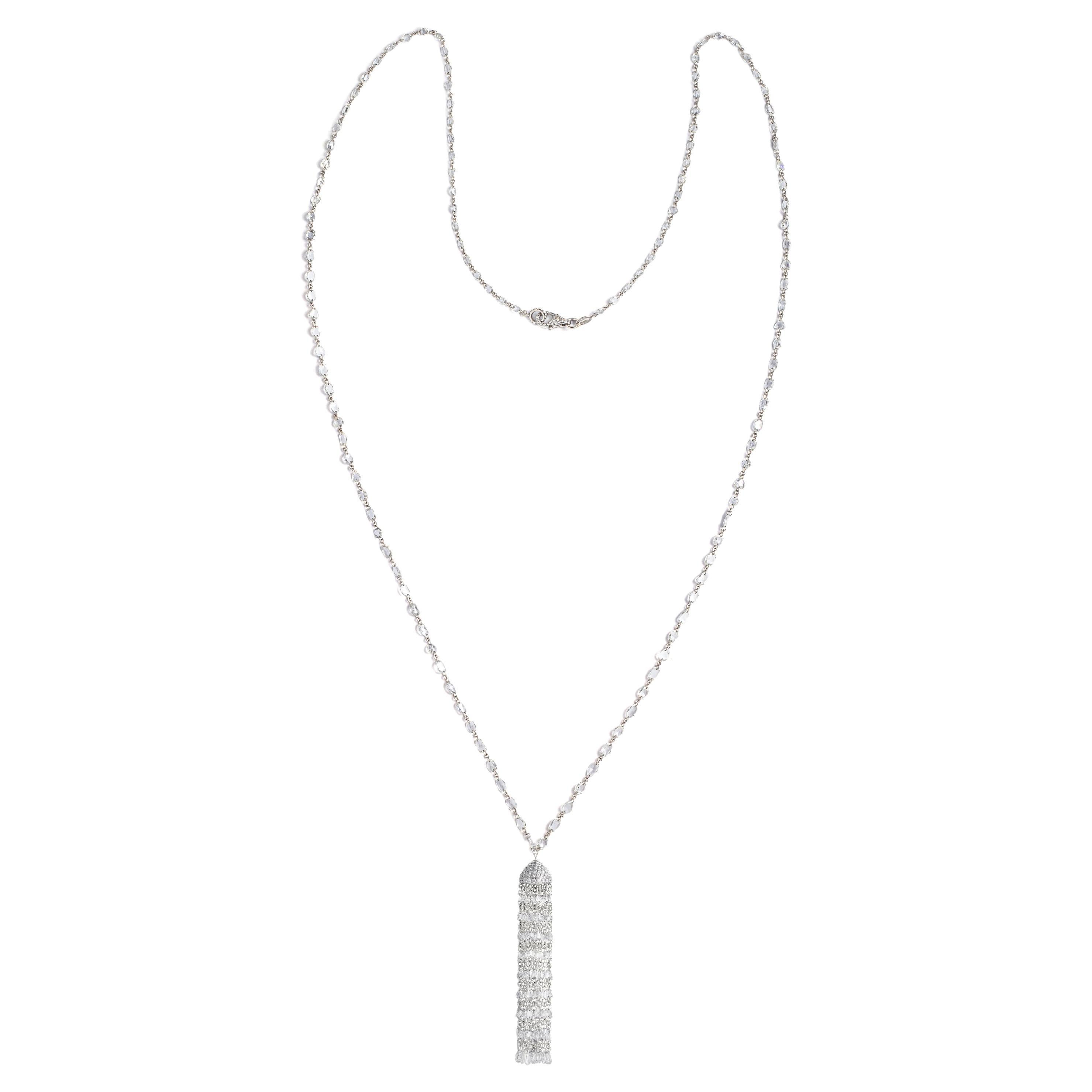Necklace white gold 18K rose cut and round diamonds 19.51 carat, estimated G/H color and Si1 clarity.
Total gross weight: 10.26 grams.
Pendant length: 5cm
Total lenght: 80.00 centimeters

