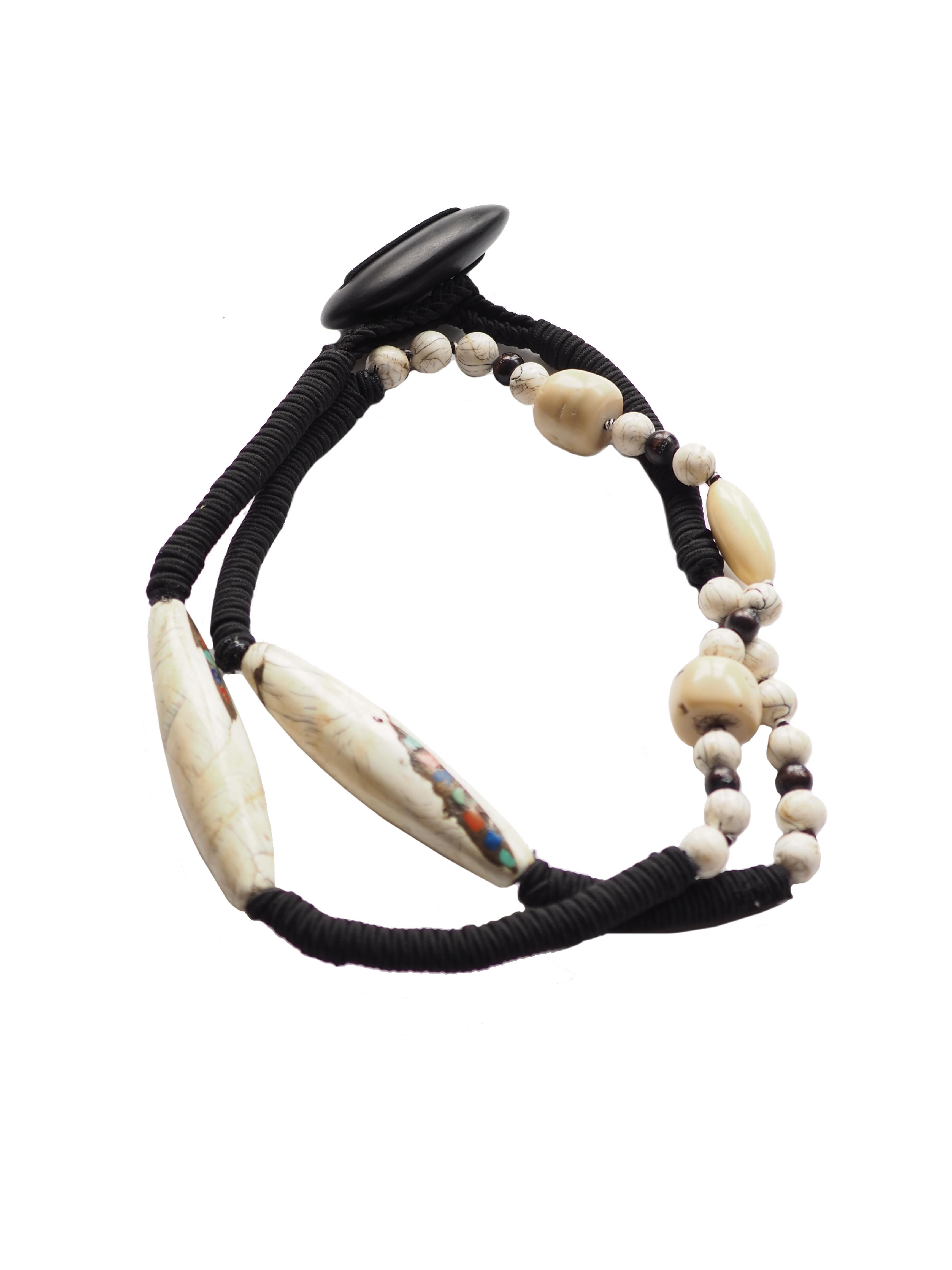 Collar Conchas Coral Azabache Turquesa Lapislázuli en venta 2