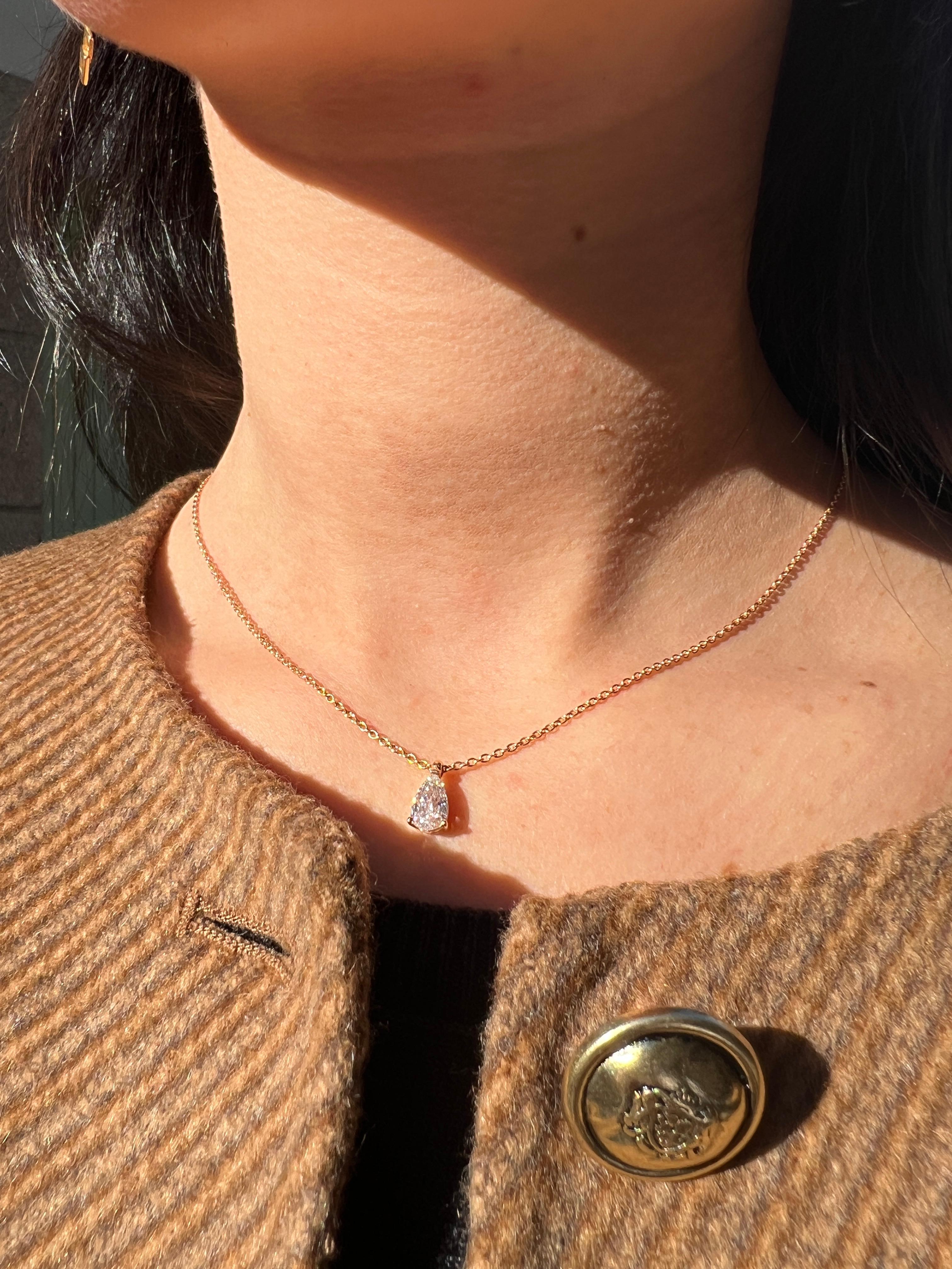 Contemporain Collier solitaire en or rose 18 carats en vente