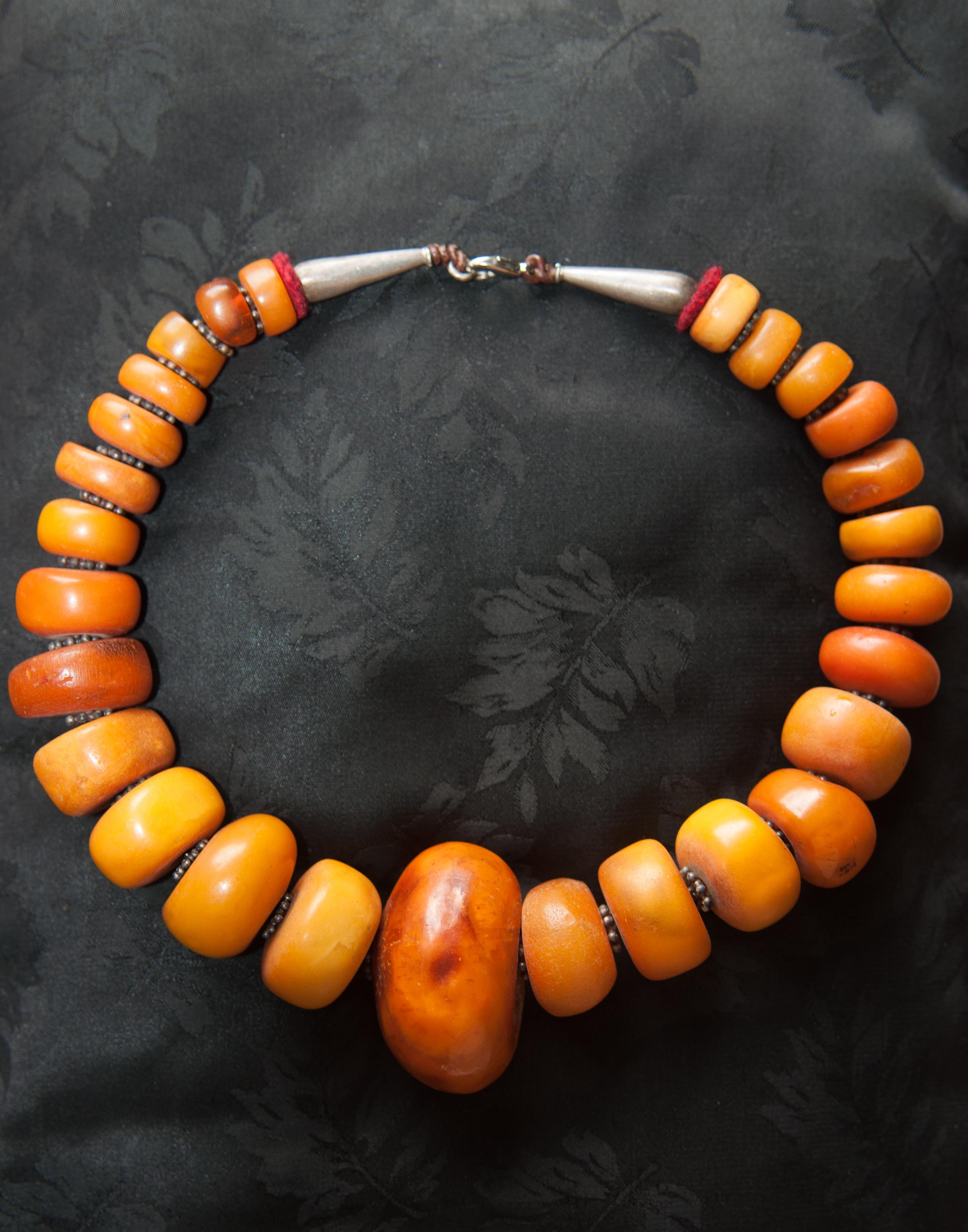 Details about   Tibetan Necklace Tribal Beads Banjara Vintage Rare Pendant Resin Metal Beautiful 