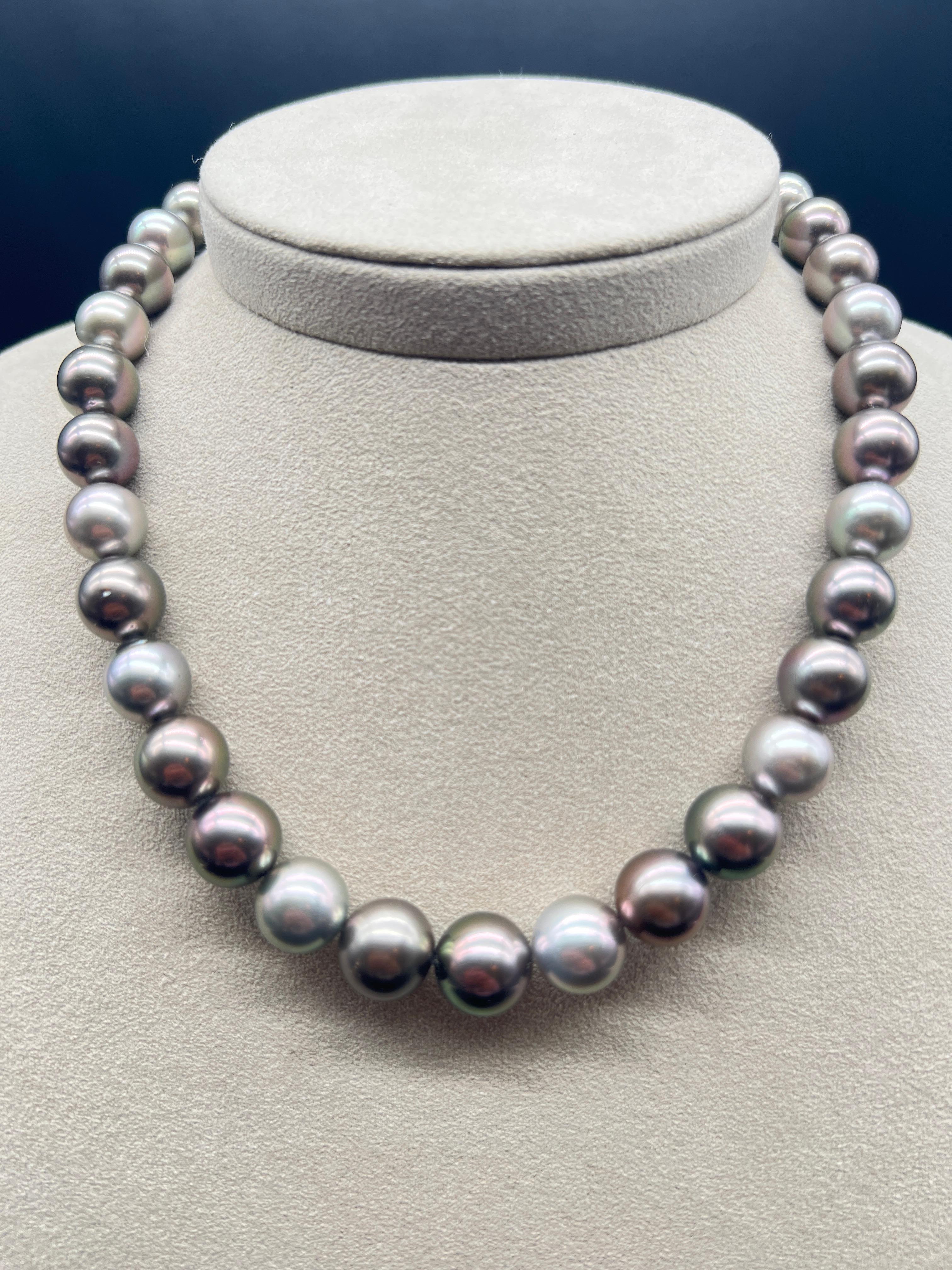 Moderne Collier de perles de culture de Tahiti en vente