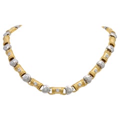 Necklace with 15 diamonds