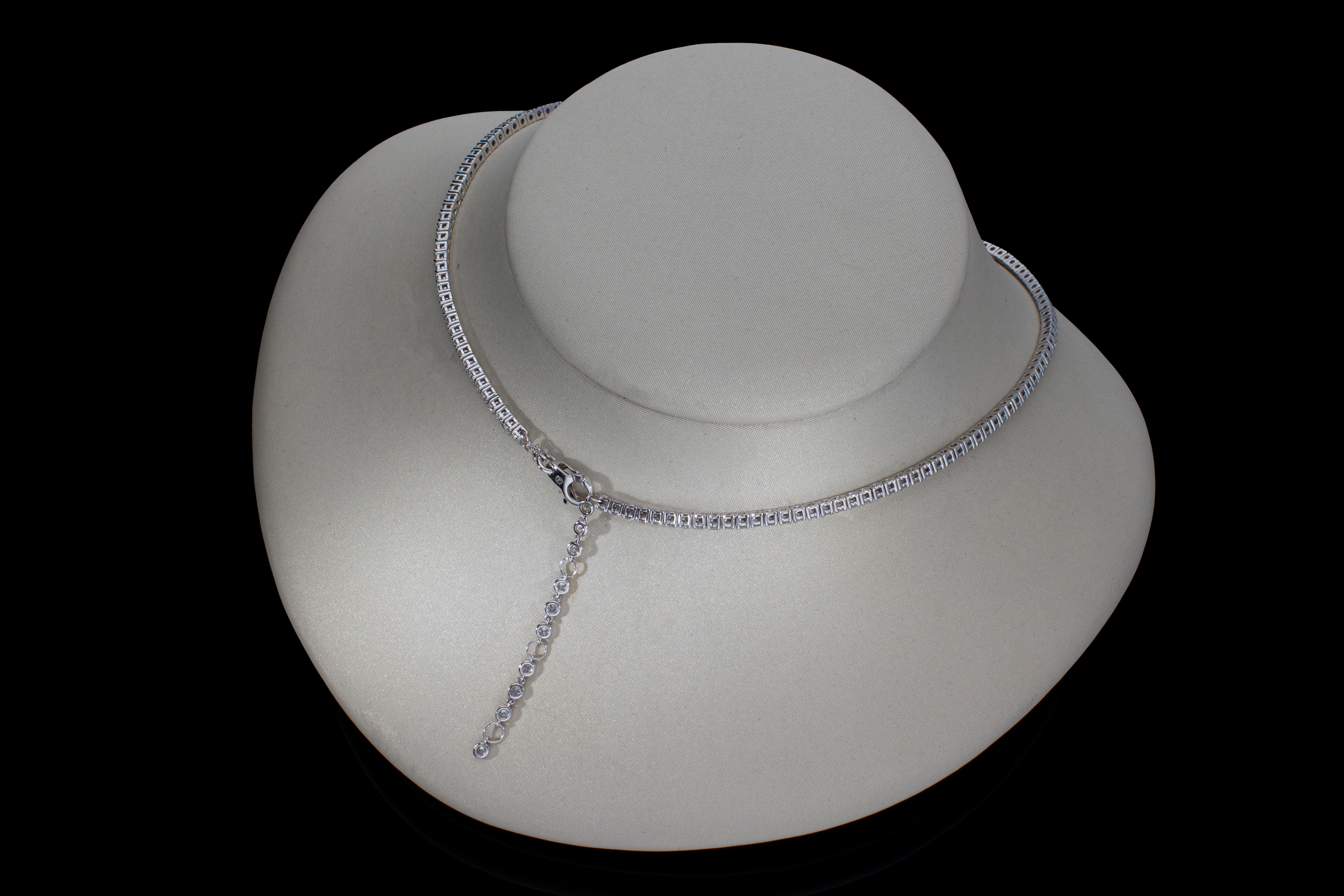 Women's or Men's Necklace with 154 Brilliant Cut Diamonds, Total Carat Weight Ct 4.41 For Sale