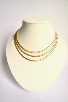 Necklace with 3 Flexible Wires in 18 Karat Yellow Gold