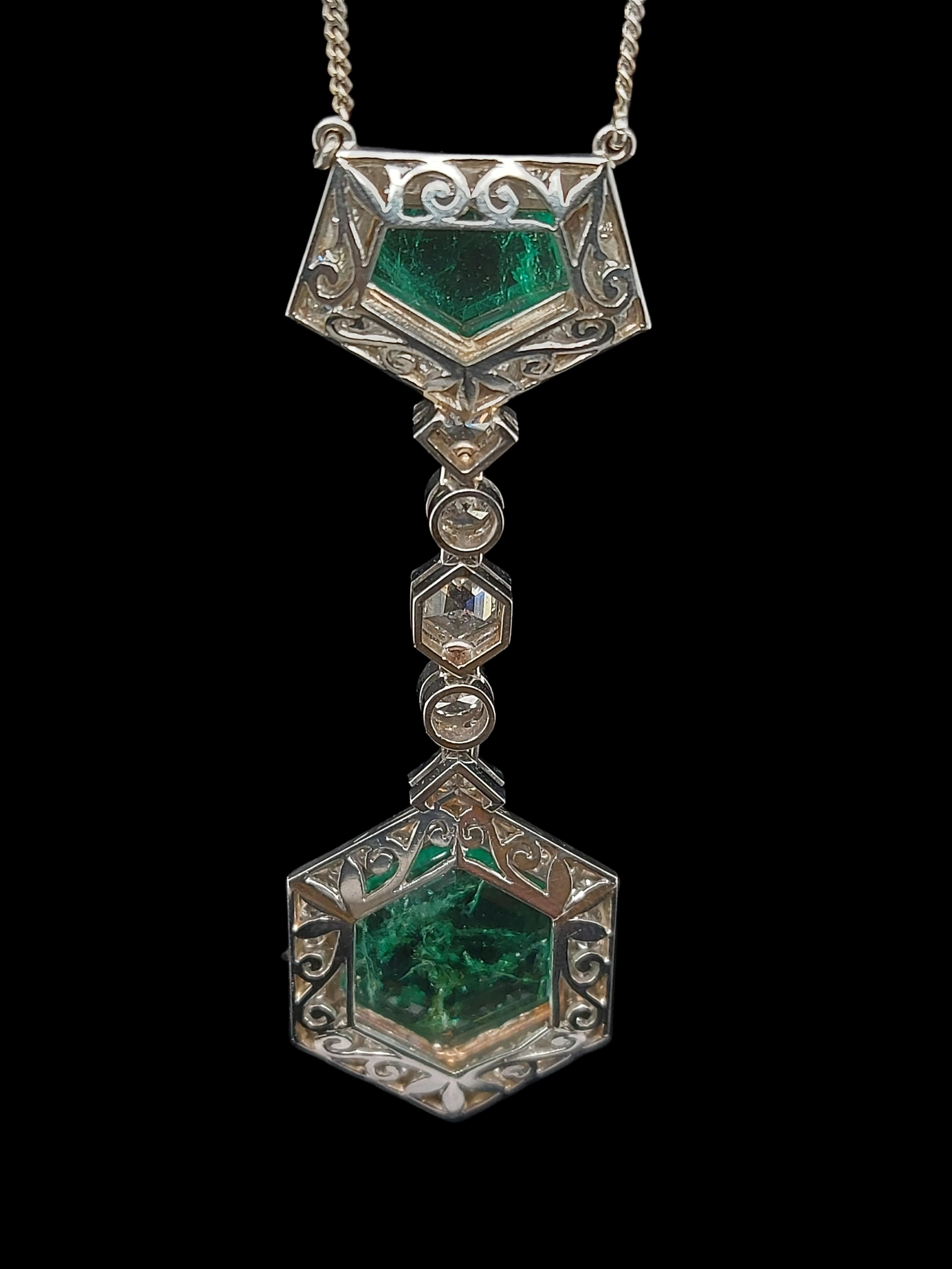 Collier d'émeraudes de Colombie mineures et de diamants de 5,5 carats, certificat CGL en vente 3