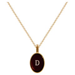 Necklace with amber pendant and name letter gold - D