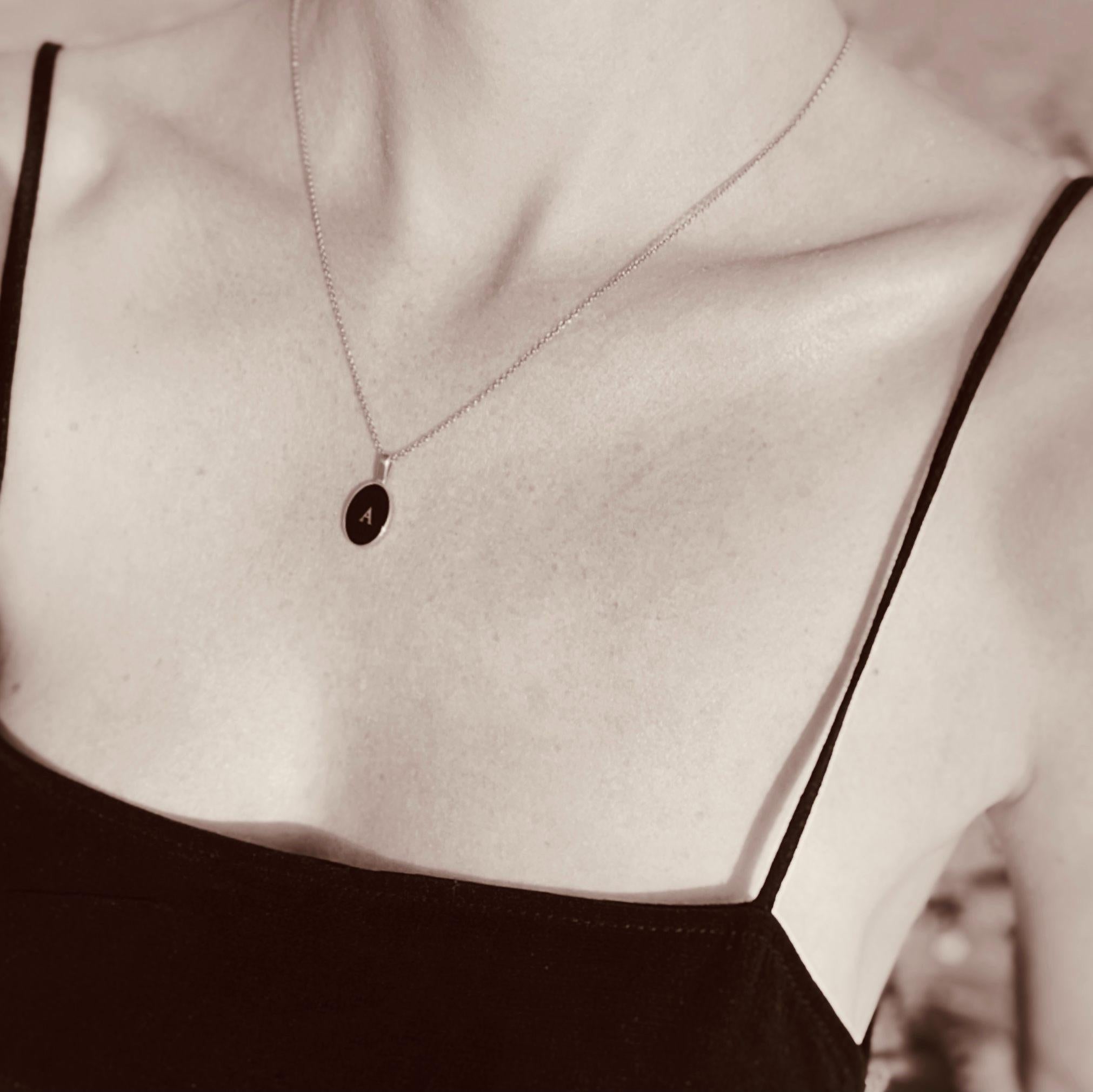 Oval Cut Necklace with amber pendant and name letter gold - M For Sale