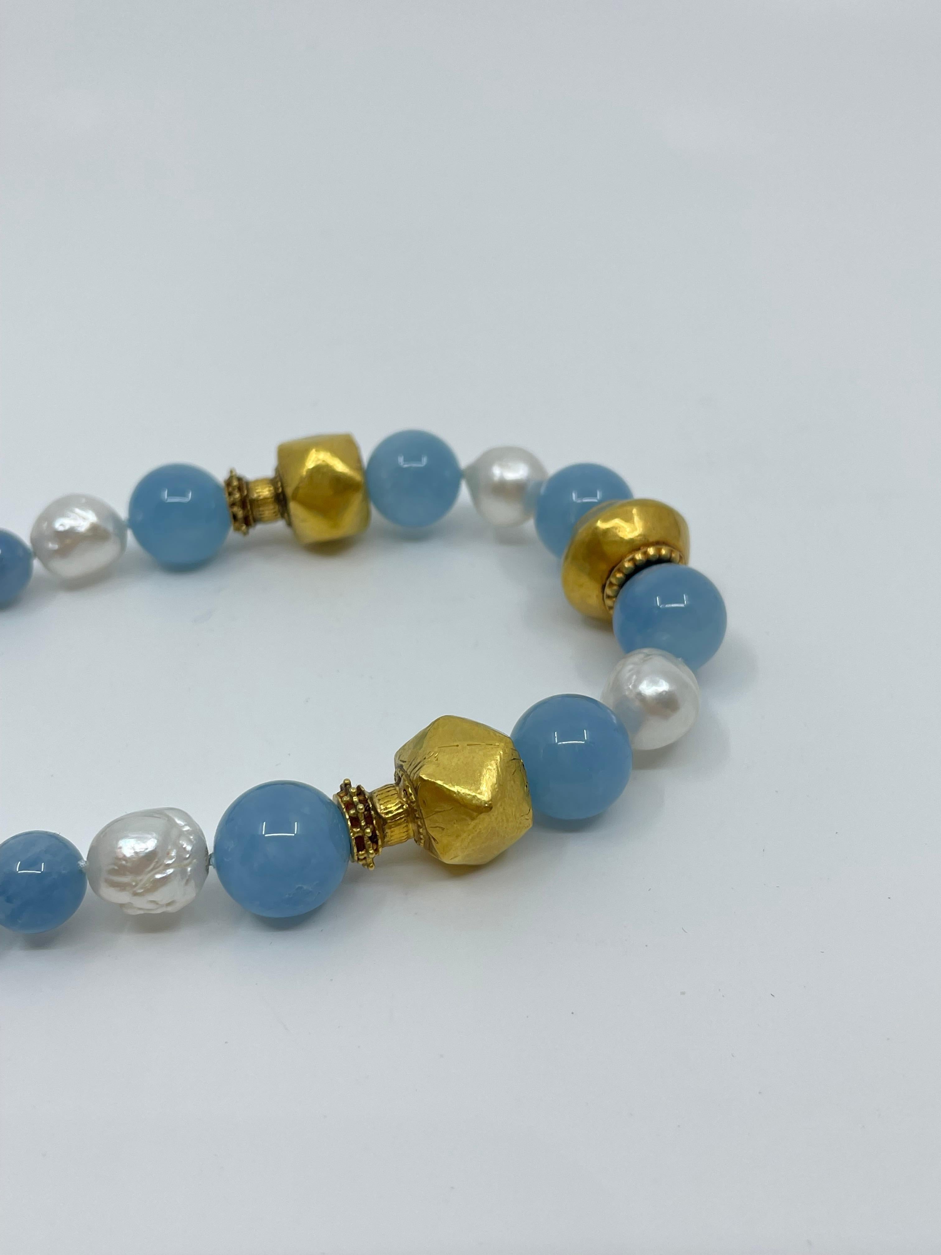 Necklace with Aquamarine, South Sea Pearls, Gold & 18K Solid Gold Beads For Sale 5