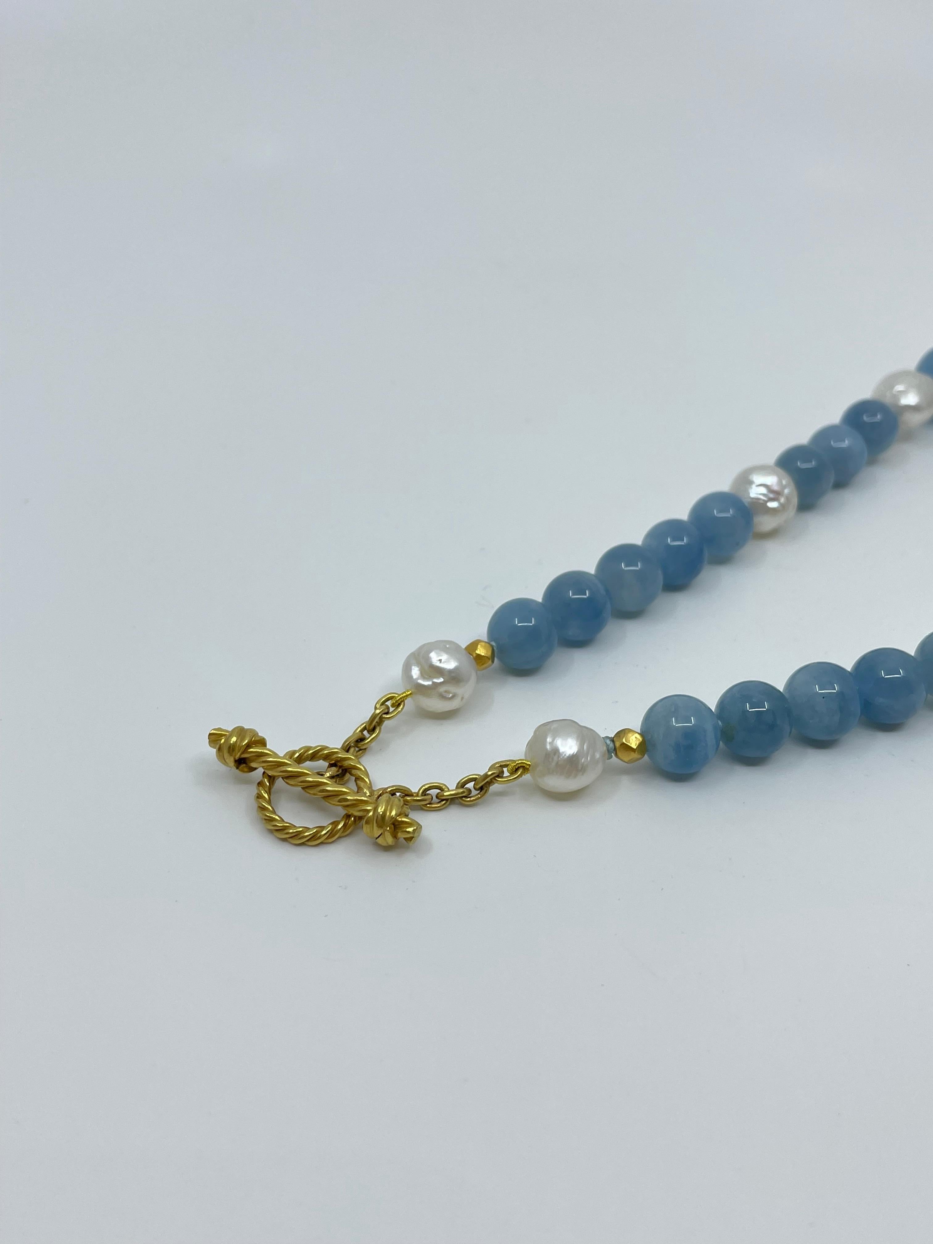 Necklace with Aquamarine, South Sea Pearls, Gold & 18K Solid Gold Beads For Sale 6