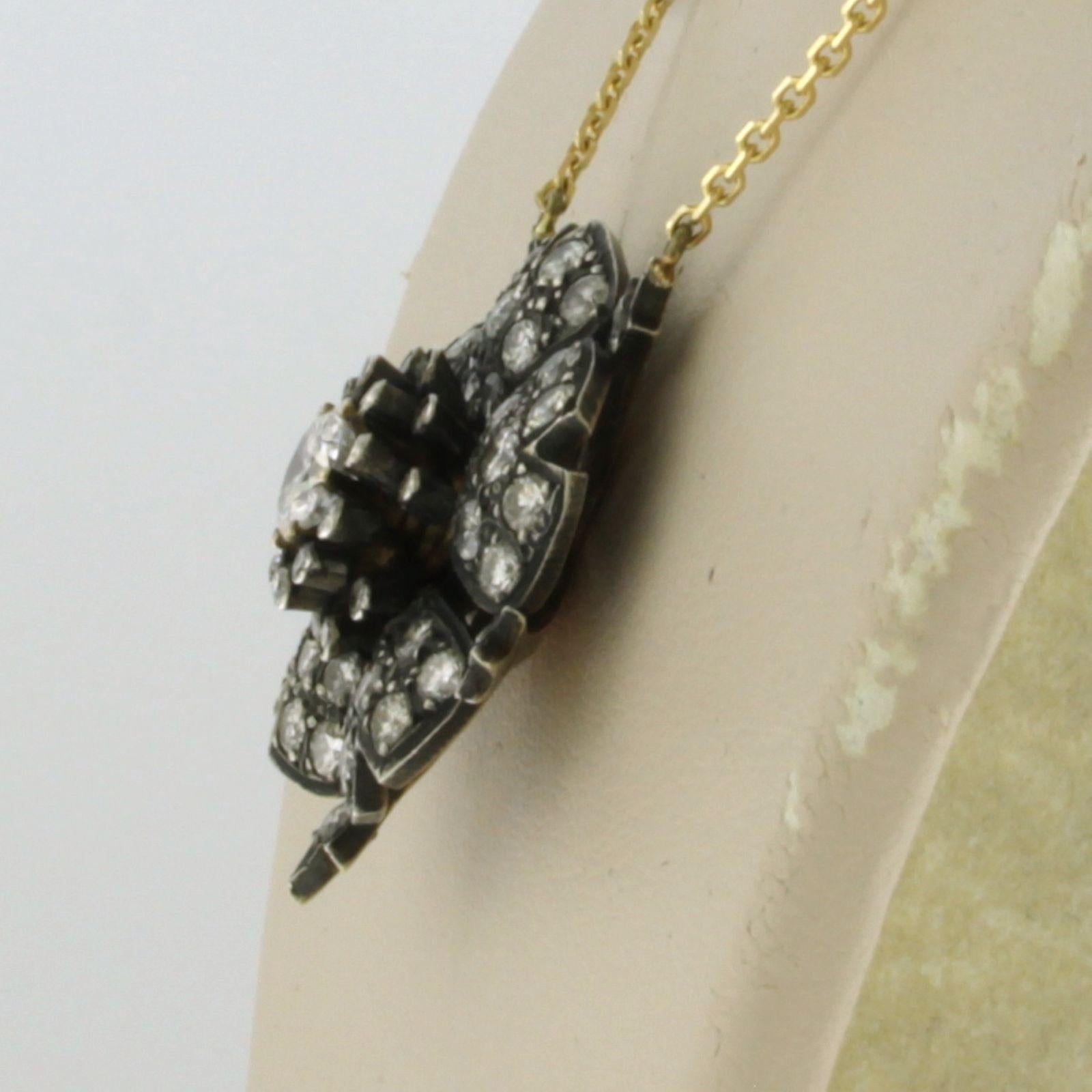 Début de l'époque victorienne Collier en or et argent 14 carats avec diamants brillants de taille unique jusqu'à 3,30 carats en vente