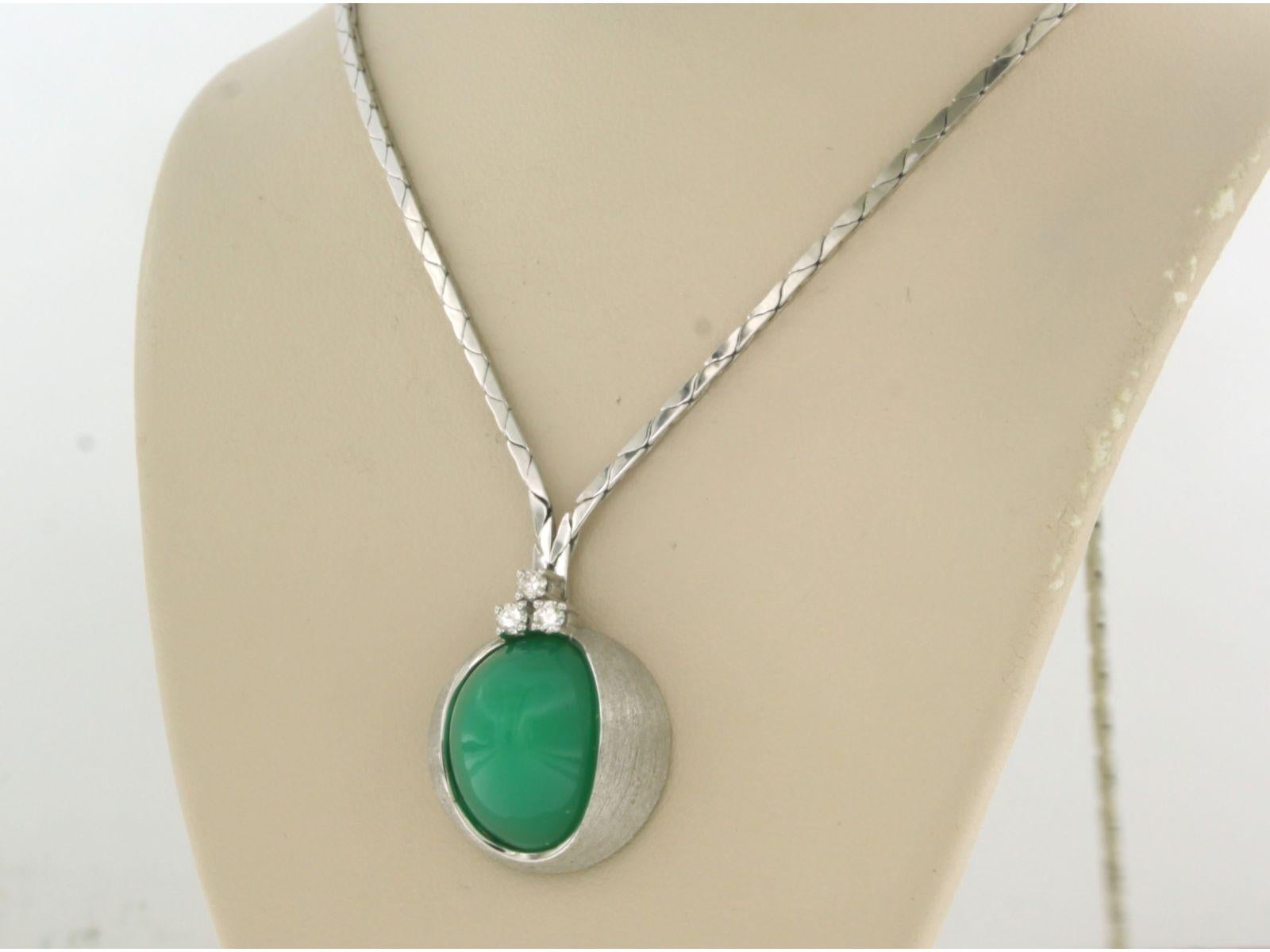 Halskette mit Chrysopras und Diamanten im Brillantschliff - 16,2 Gramm, 14k Weißgold im Zustand „Hervorragend“ im Angebot in The Hague, ZH