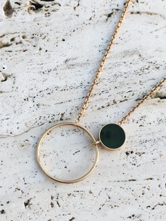 Necklace with circle and green stone nephrite gold plated sterling silver