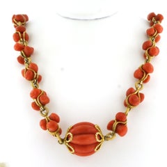 Halskette mit Koralle - 18k Gold - 50.8 Gramm - 42 cm lang