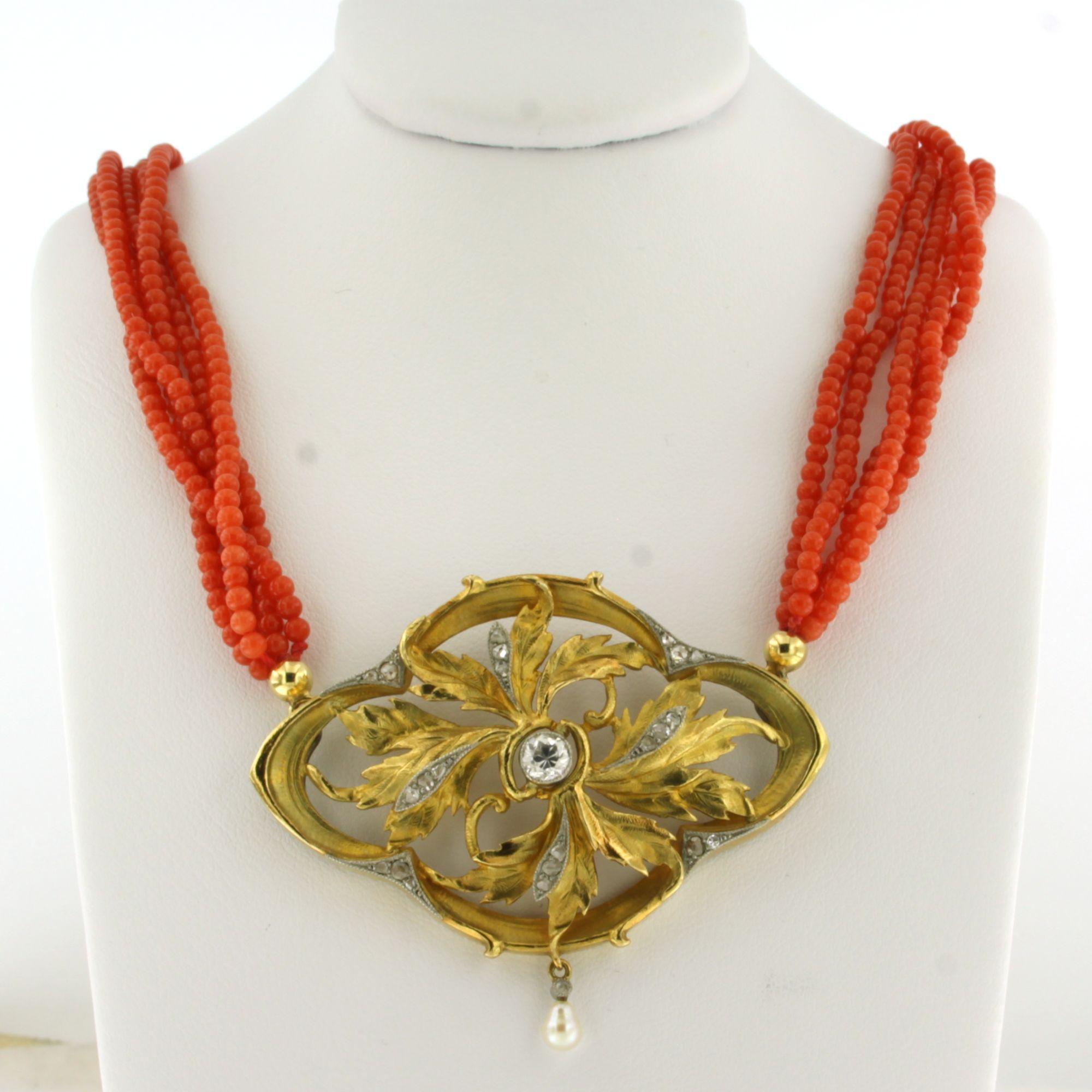 Collana con perle di corallo e diamanti fino a 0,55ct in oro 18k 17,1 grammi in vendita 3