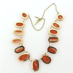 Necklace with coral flower carving - 14k gold - 40 cm - 39.4 grams