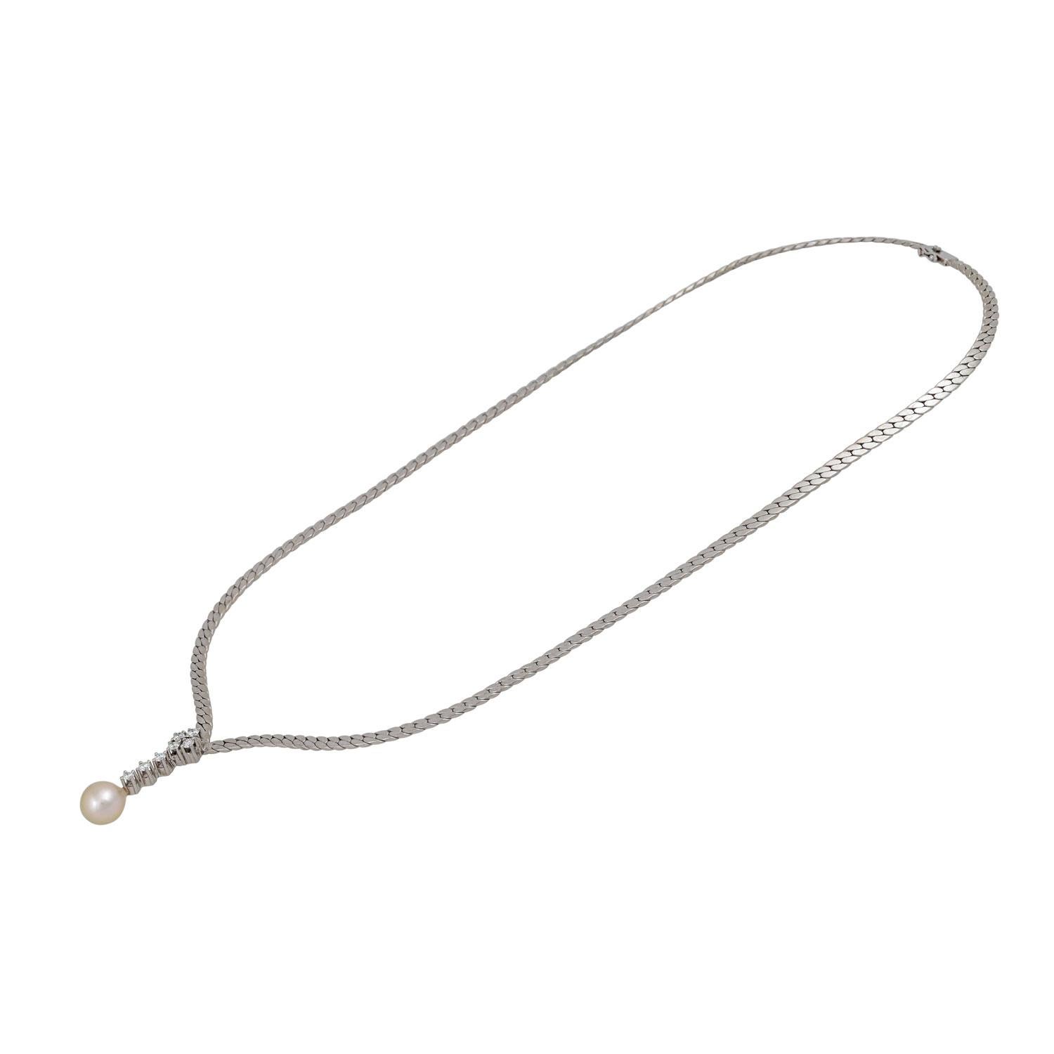 Modern Necklace with Cultured Pearl For Sale