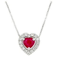 Collier avec pendentif cœur en diamant et rubis