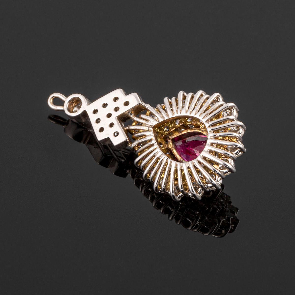 Cocktail-Halskette aus Gold und Diamanten, großer zentraler Diamant und Rubin-Anhänger im Angebot 4