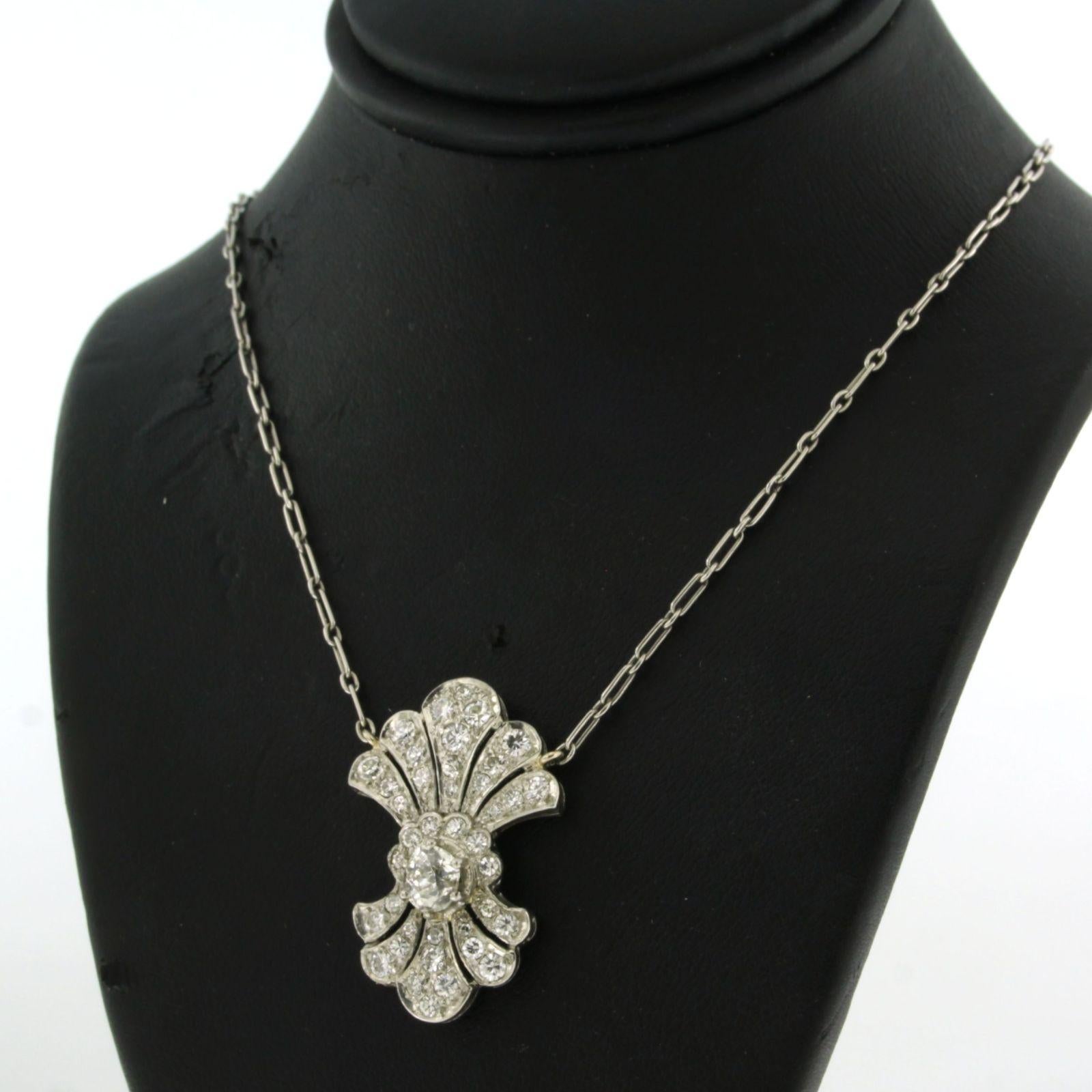 Necklace with old mine cut diamonds up to 1.90ct 18k white gold and platinum In Excellent Condition For Sale In The Hague, ZH