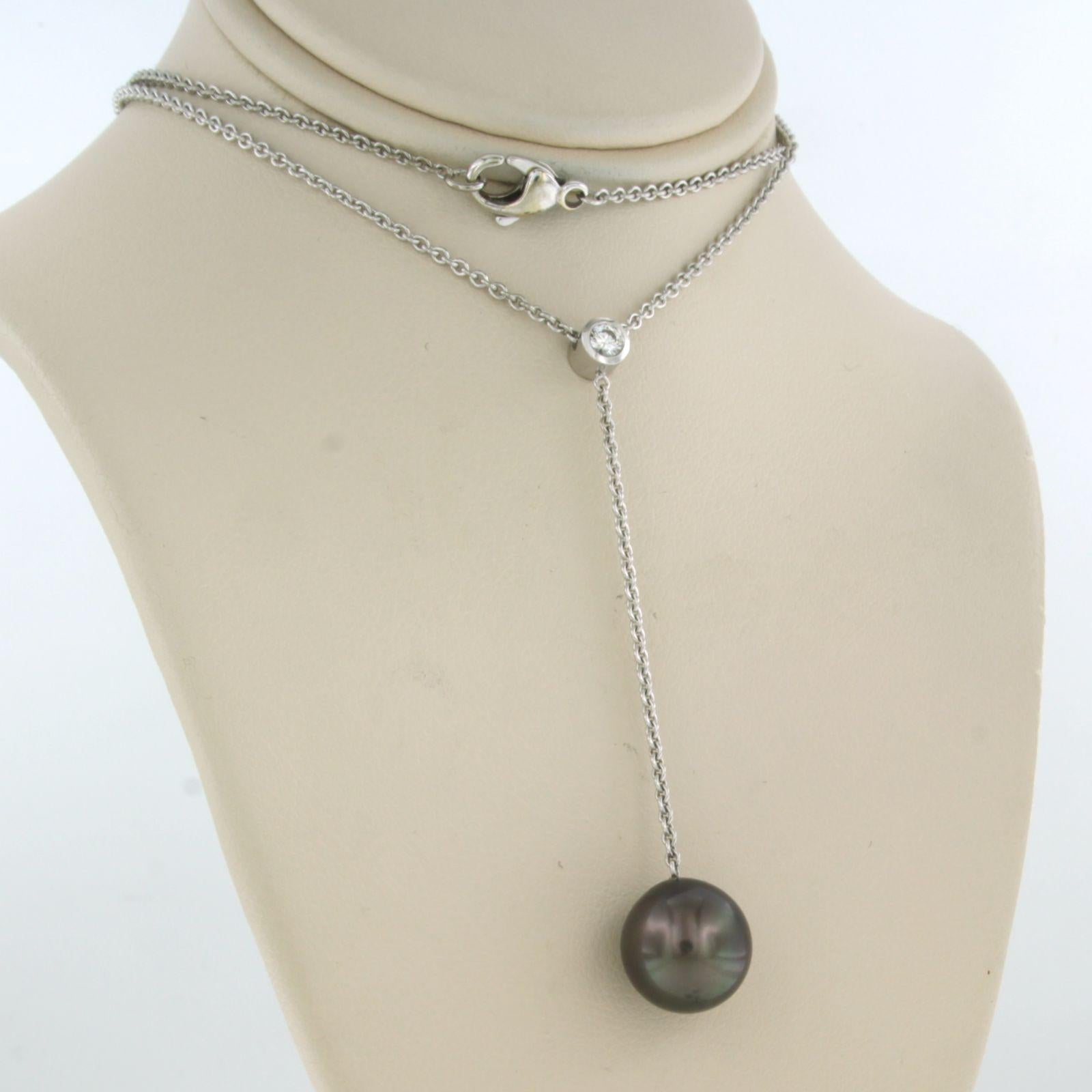 Modern Necklace with pearl and diamonds 18k white gold
