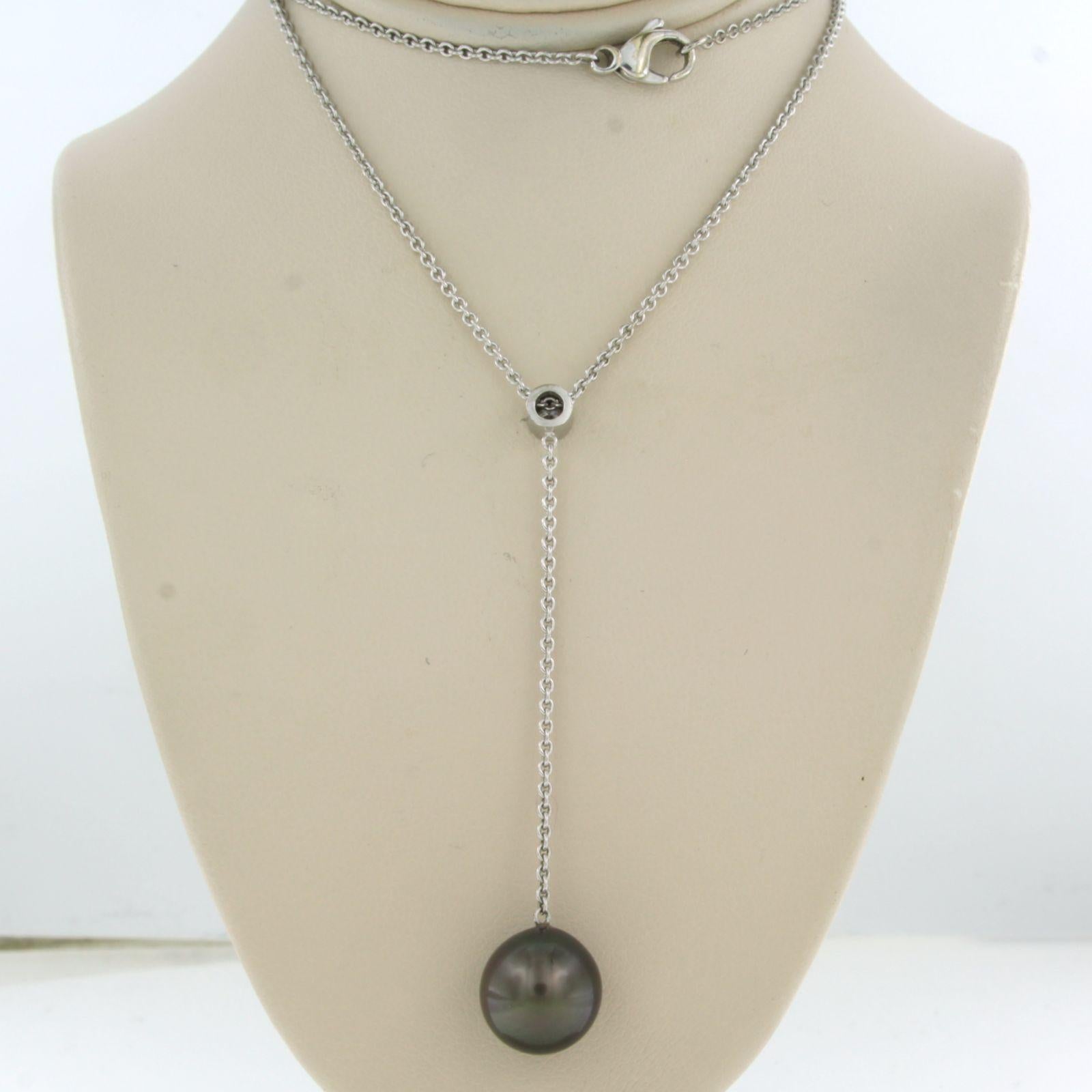 Women's Necklace with pearl and diamonds 18k white gold For Sale