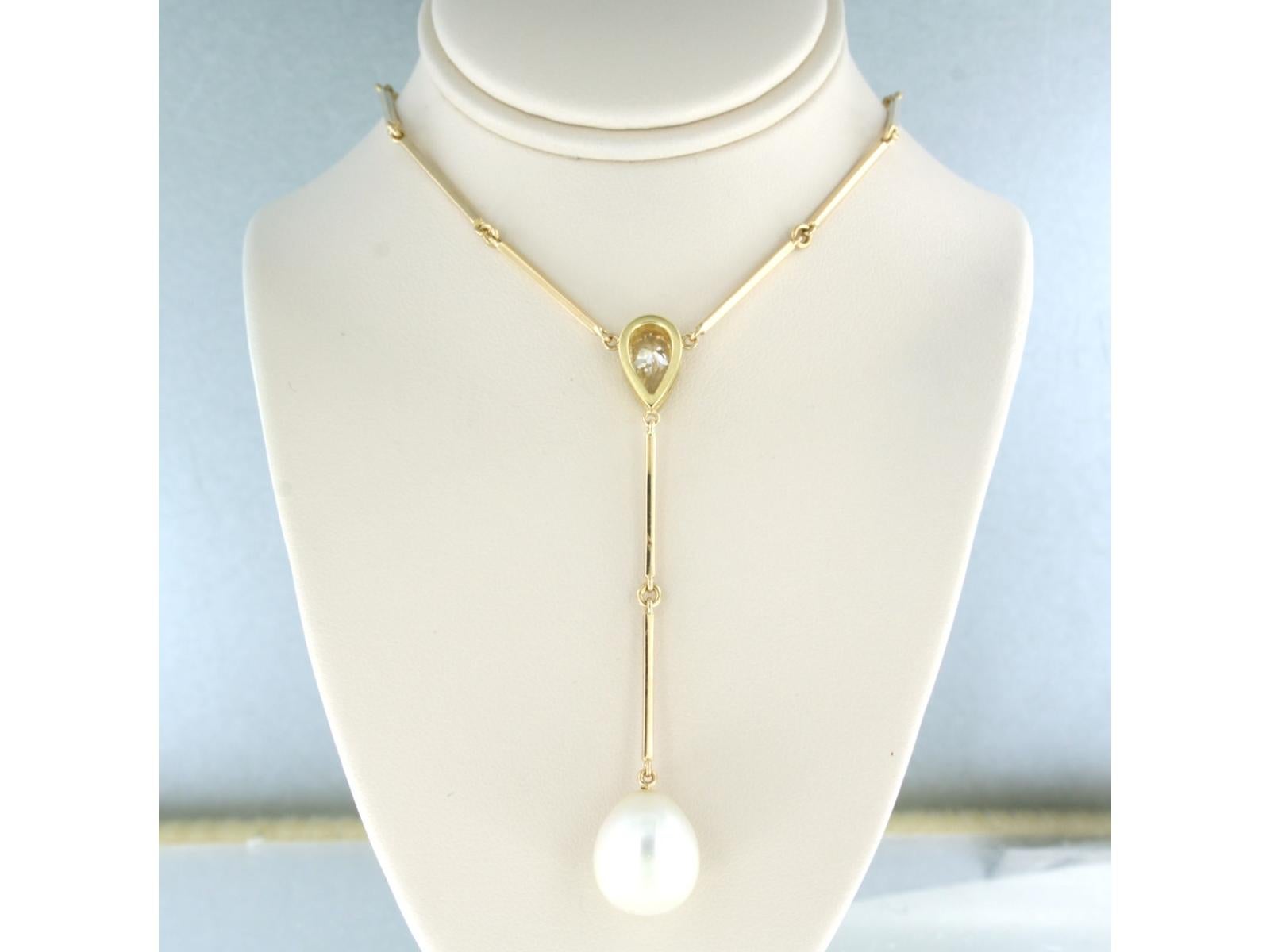 Moderno Collana con perla e diamante a forma di pera fino a 1,01ct in oro rosa 18k in vendita