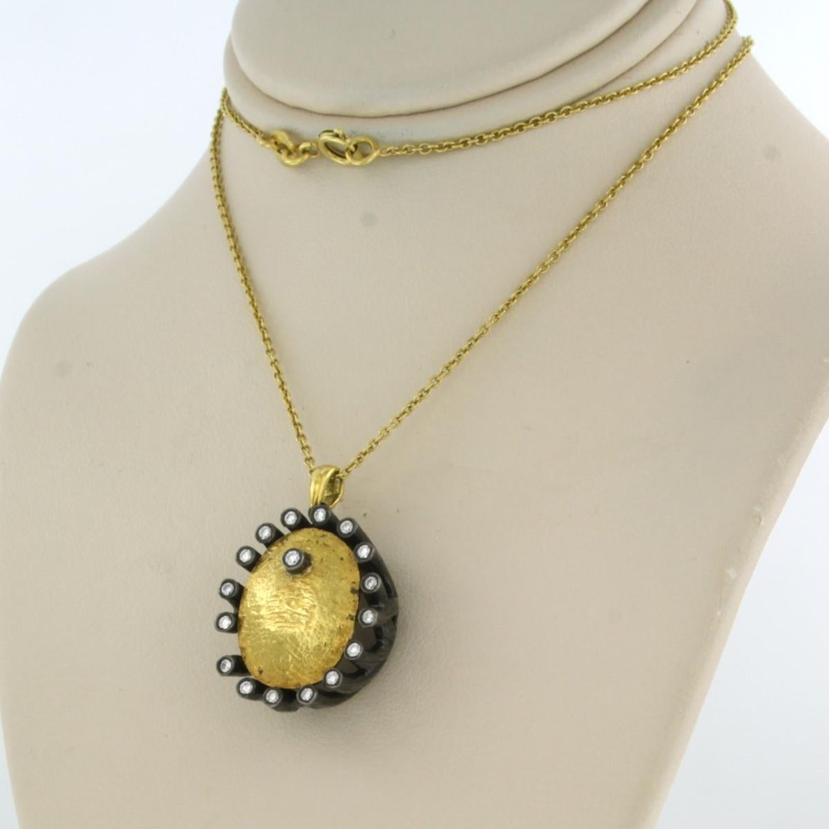 Necklace with pendant set with diamond 18k gold with silver In Excellent Condition For Sale In The Hague, ZH
