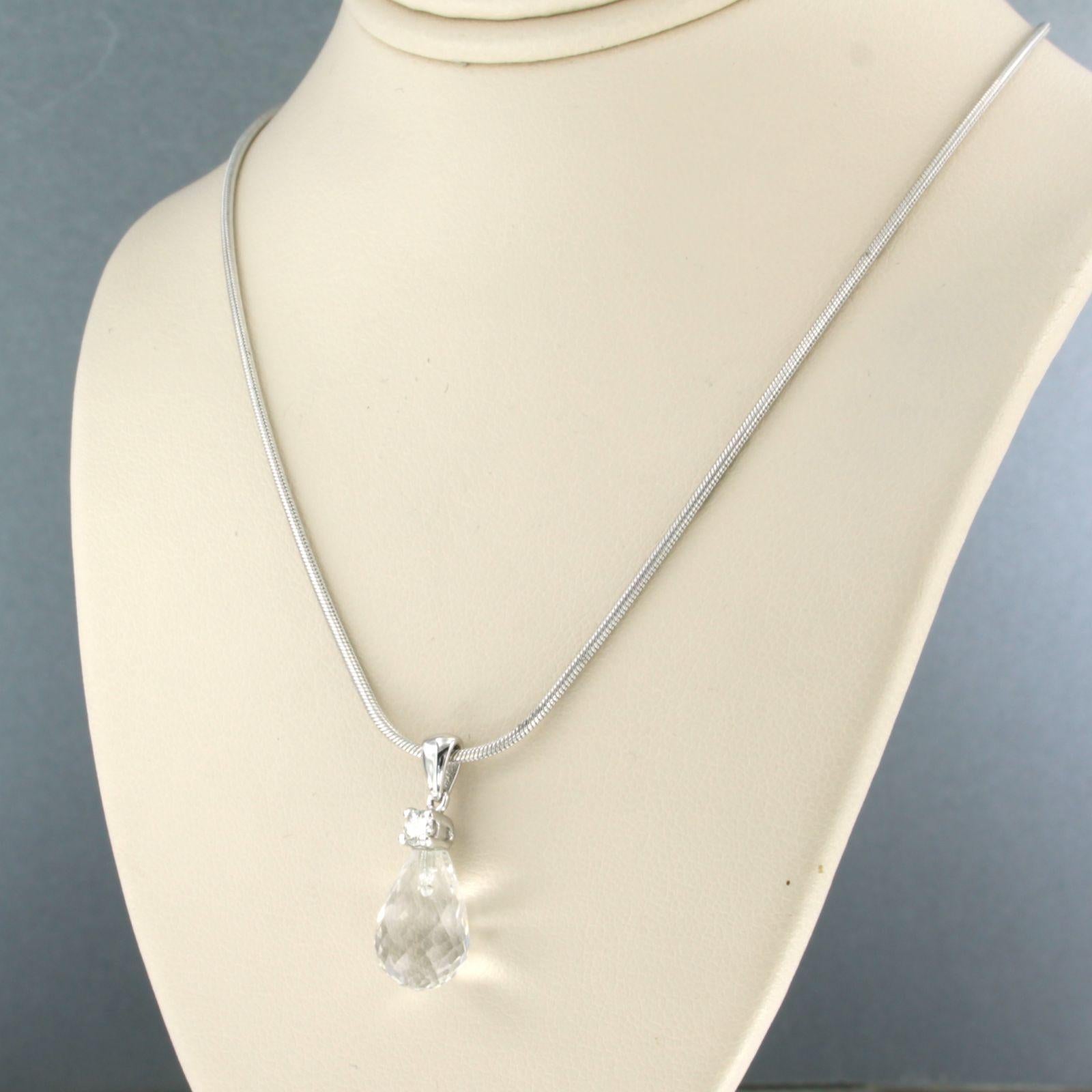 Necklace with rockcrystal and diamond 14k white gold In New Condition For Sale In The Hague, ZH