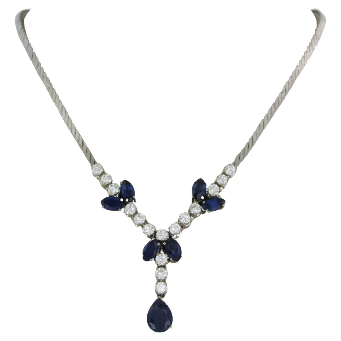 Necklace with sapphire and brilliant cut diamonds up to 1.00ct 18k white gold