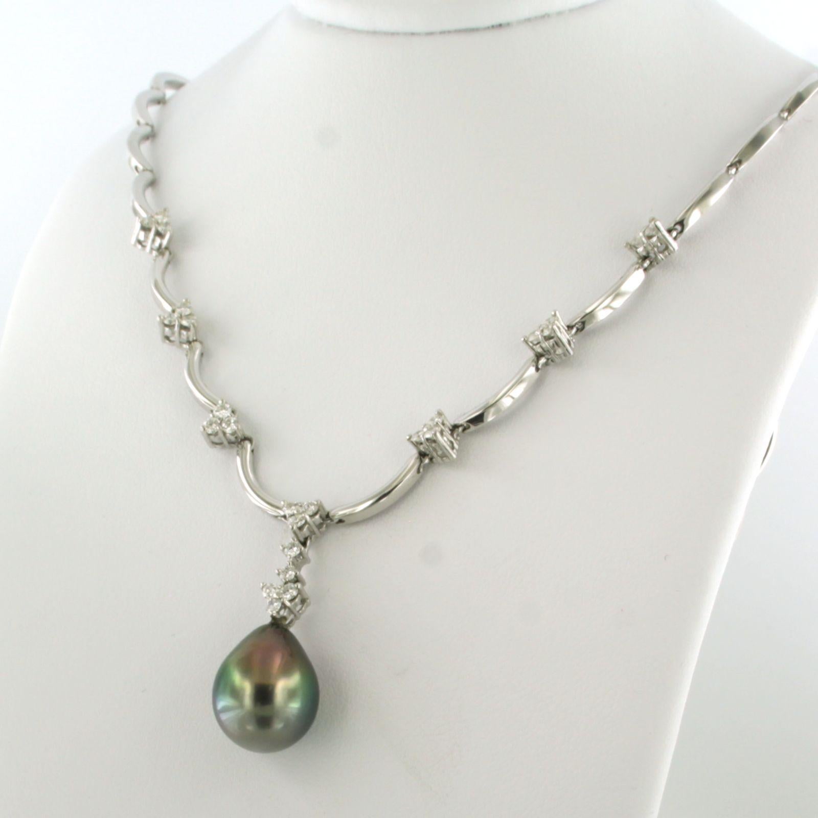 Women's Necklace with Tahiti peal and brilliant cut diamonds up to 0.89ct 18k white gold For Sale