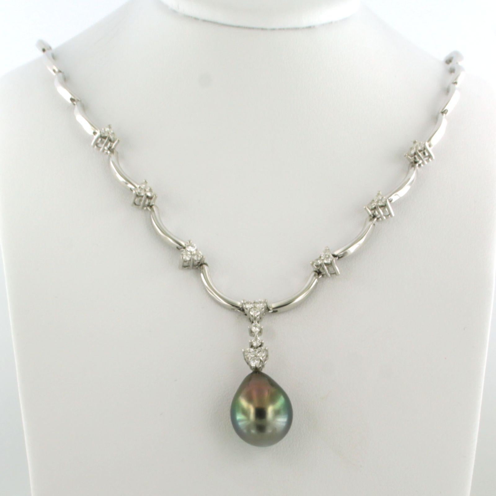 Necklace with Tahiti peal and brilliant cut diamonds up to 0.89ct 18k white gold For Sale 1