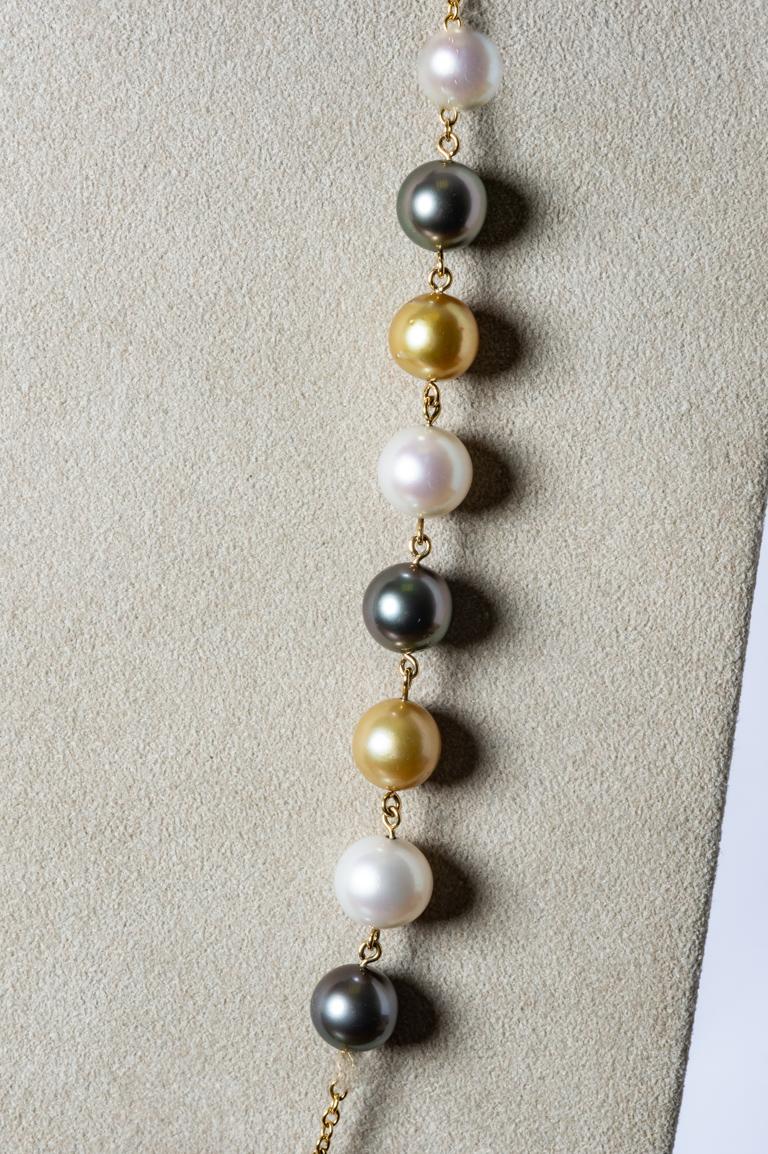 Necklace 18 Carat of the Pearl South Sea, Champagne Pearl and Tahiti Pearl In Excellent Condition In Vannes, FR