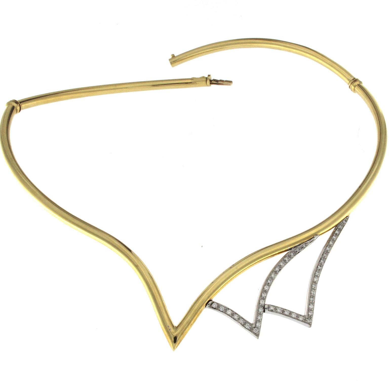 Brilliant Cut Necklace Yellow 18 Karat Gold and White with Diamonds For Sale