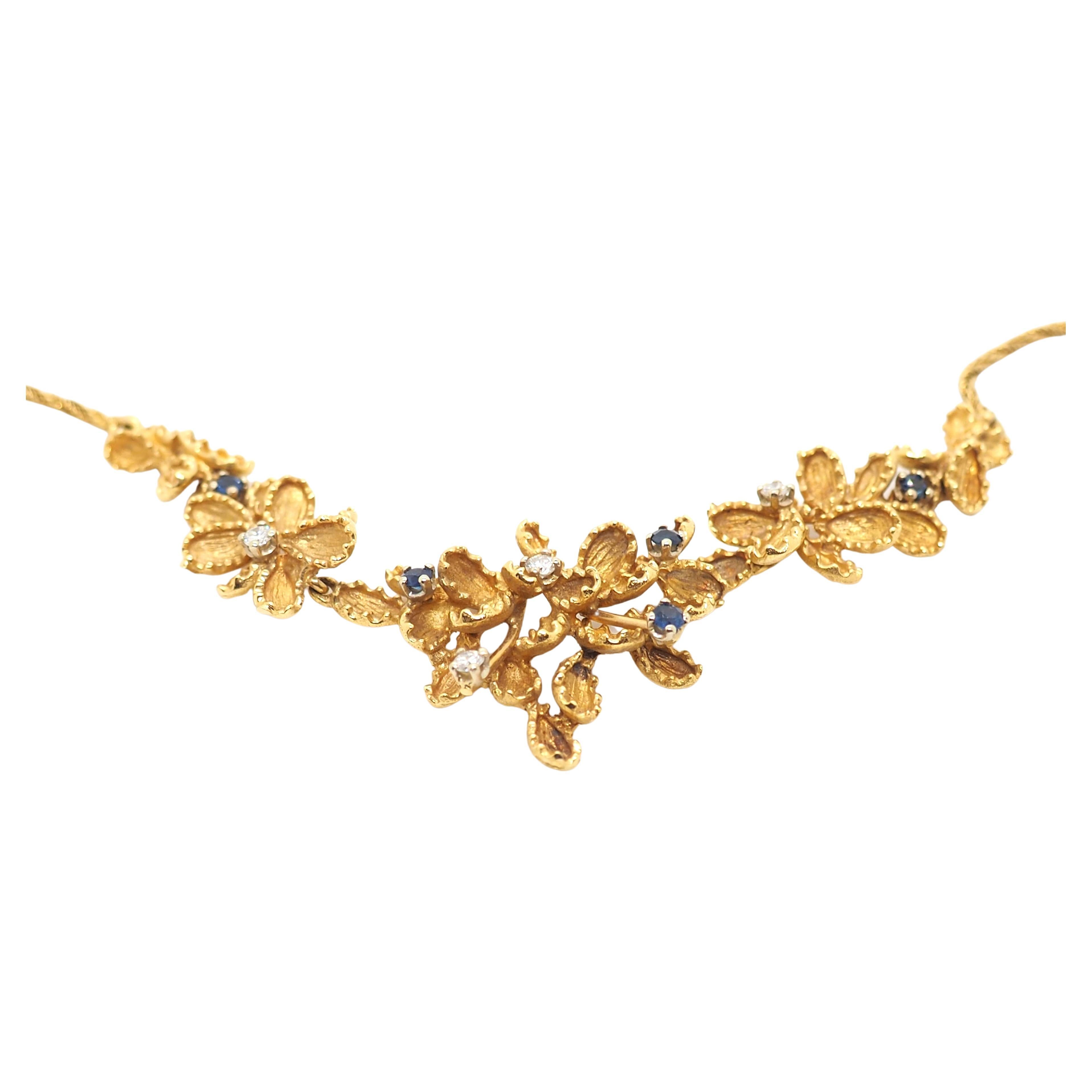 Halskette aus Gelbgold mit Diamanten und Saphiren im Angebot